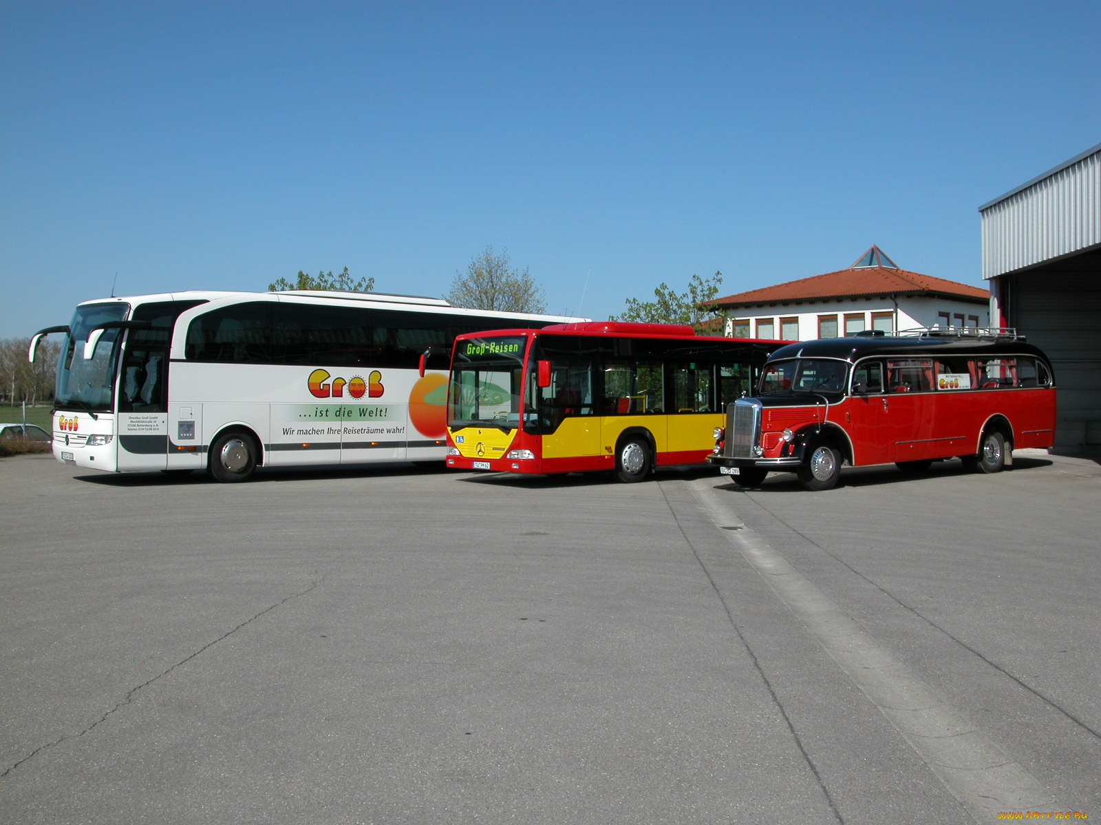 автомобили, автобусы