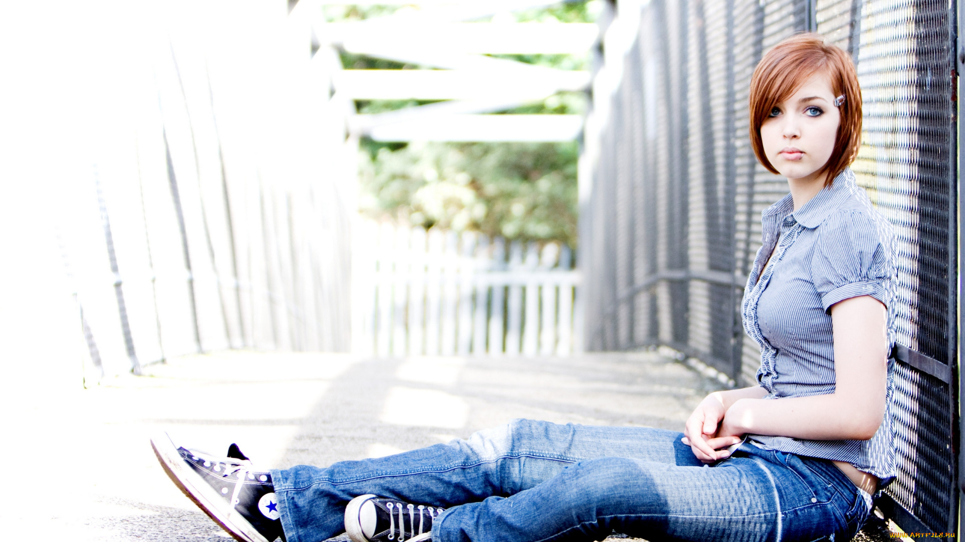 natalie, barratt, девушки, natalie, barratt, кеды, джинсы