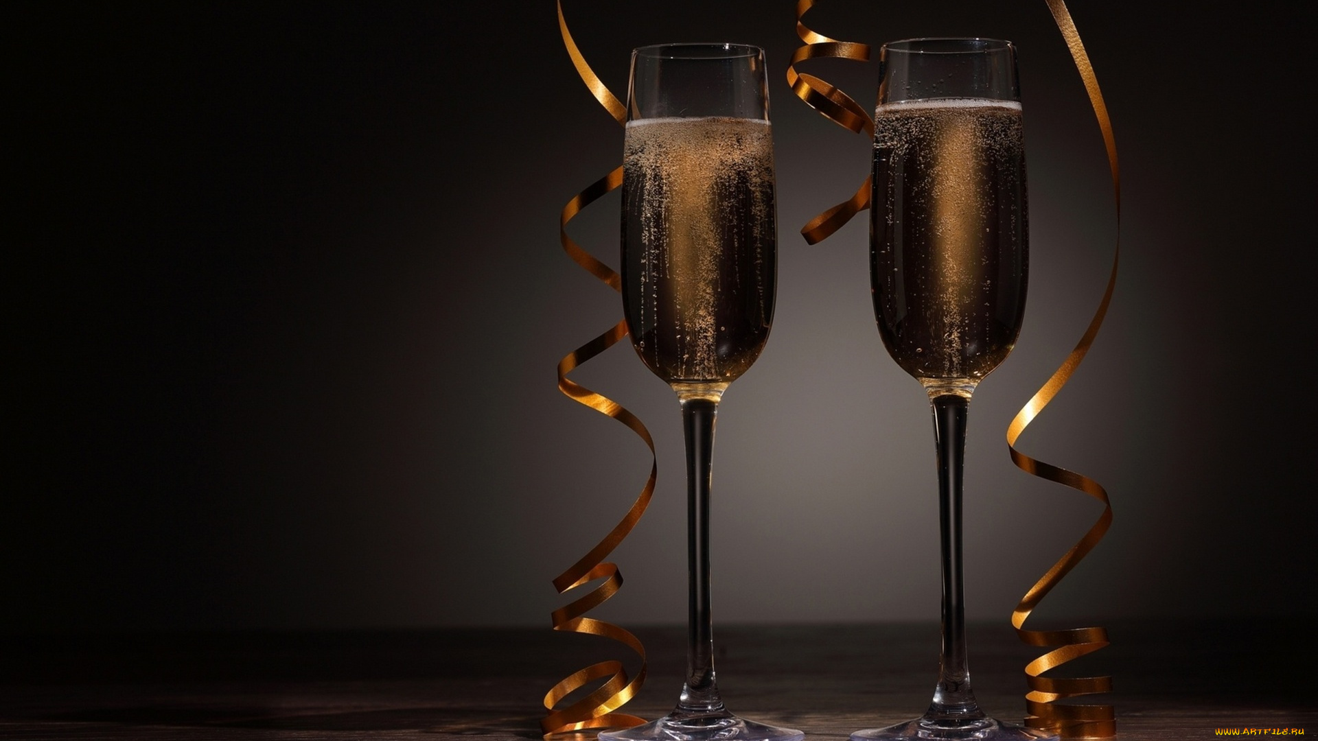 праздничные, угощения, серпантин, шампанское, пара, бокалы