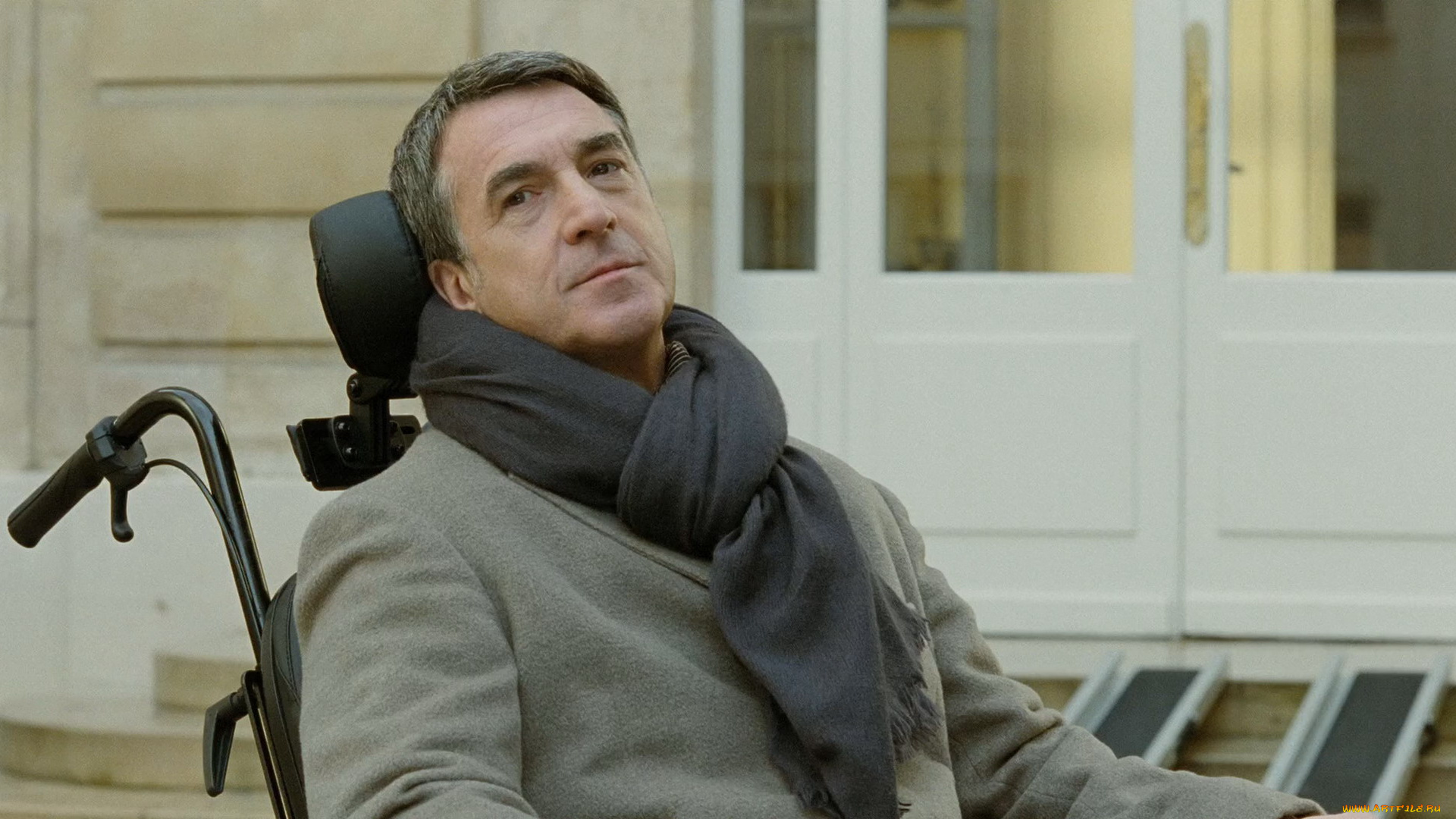 кино, фильмы, 1, 1, intouchables, коляска, шарф, инвалид