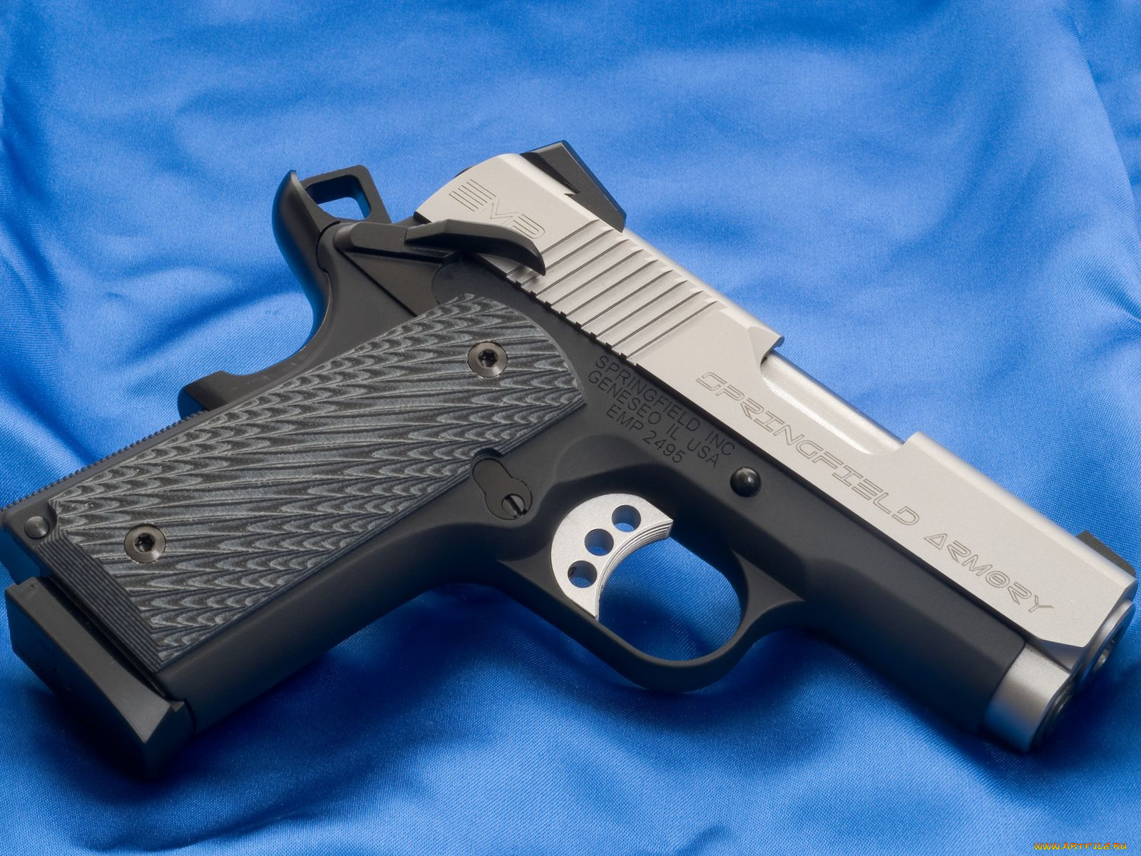 оружие, пистолеты