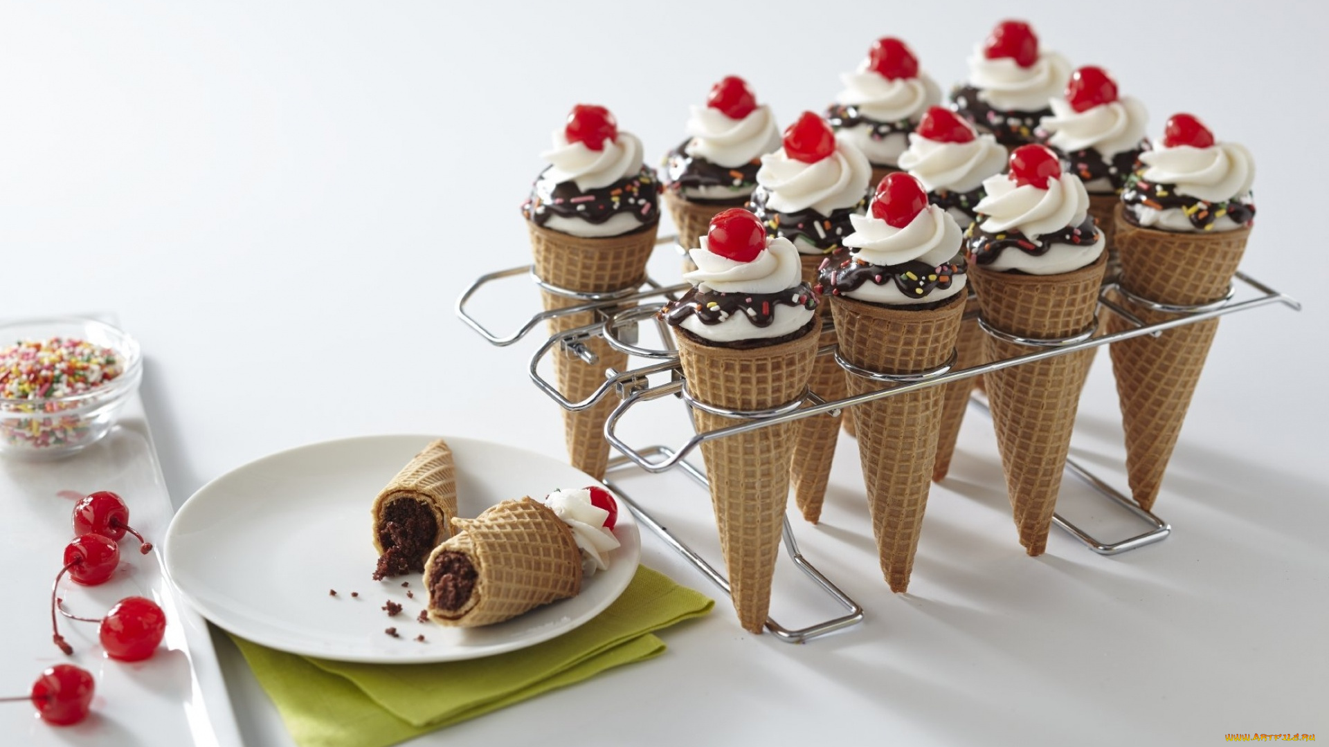 еда, мороженое, , десерты, рожок, лакомство, вишня, вафельный
