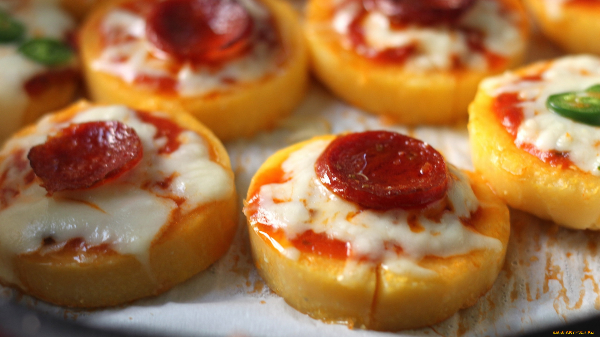 еда, пицца, начинка, помидоры, сыр