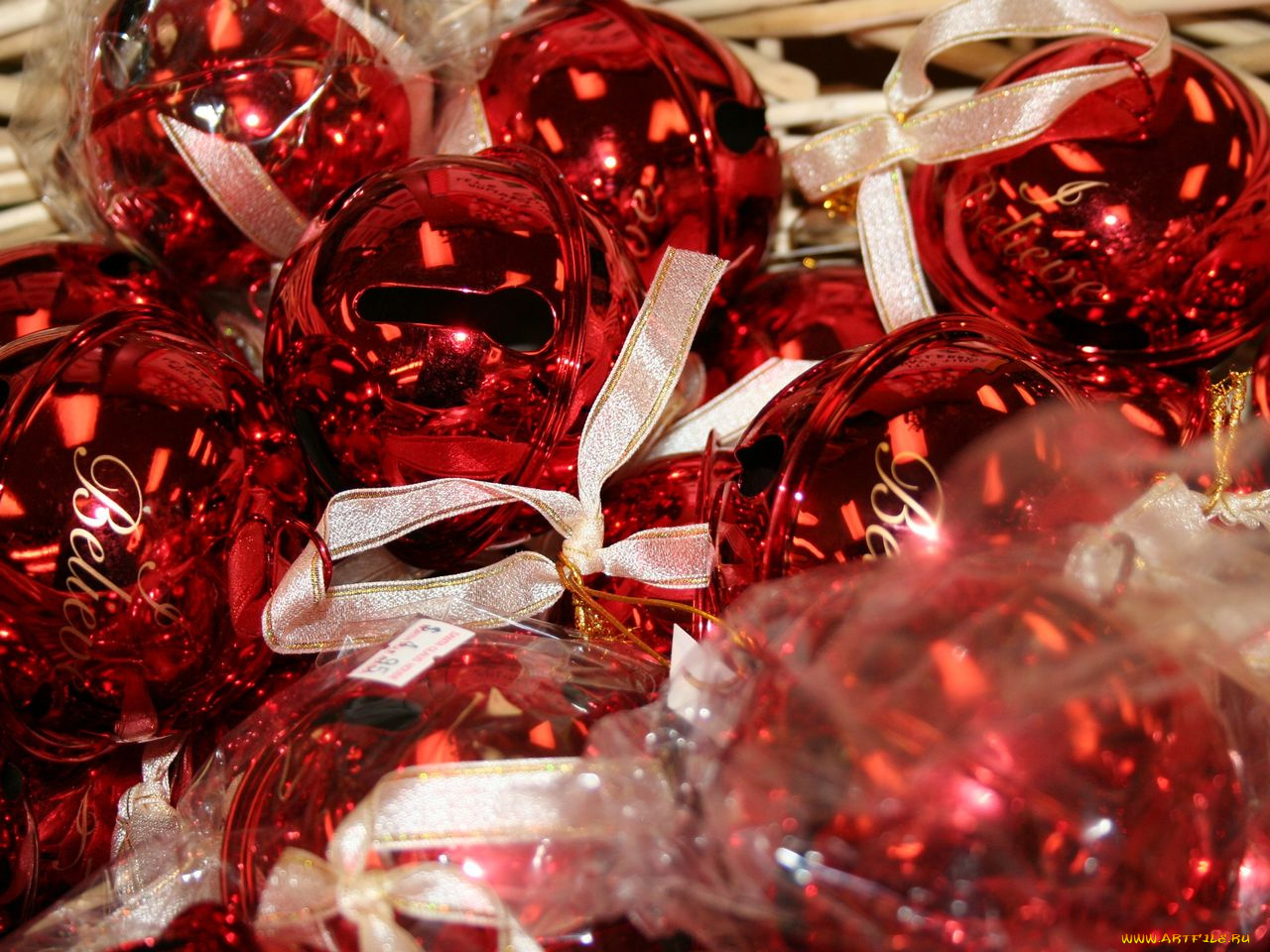 праздничные, шарики