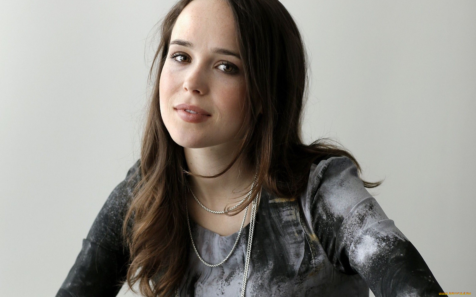 девушки, ellen, page, шатенка, ellen, page, цепочки, свитер