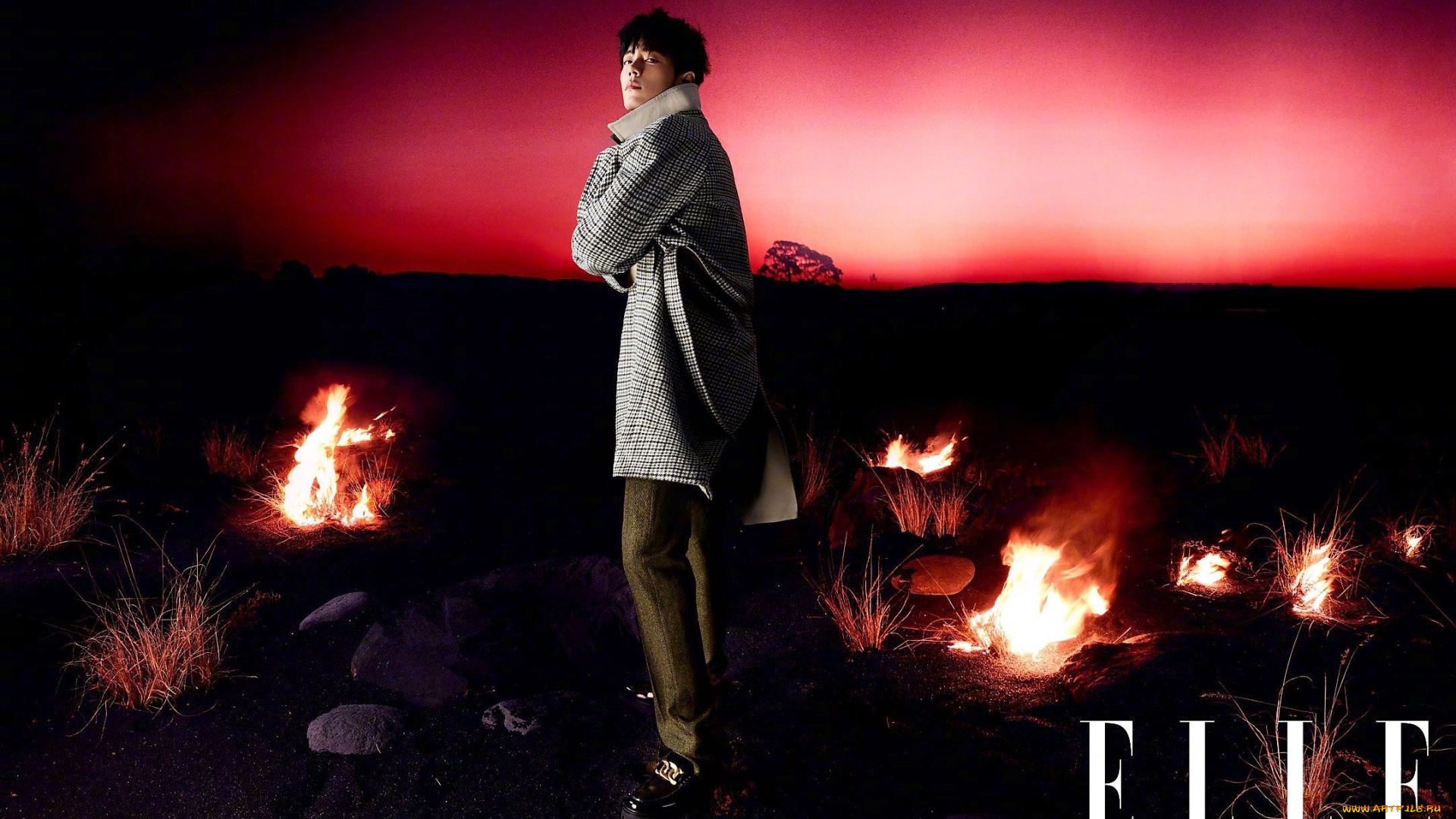 мужчины, xiao, zhan, пальто, закат, степь, огни, камни, трава