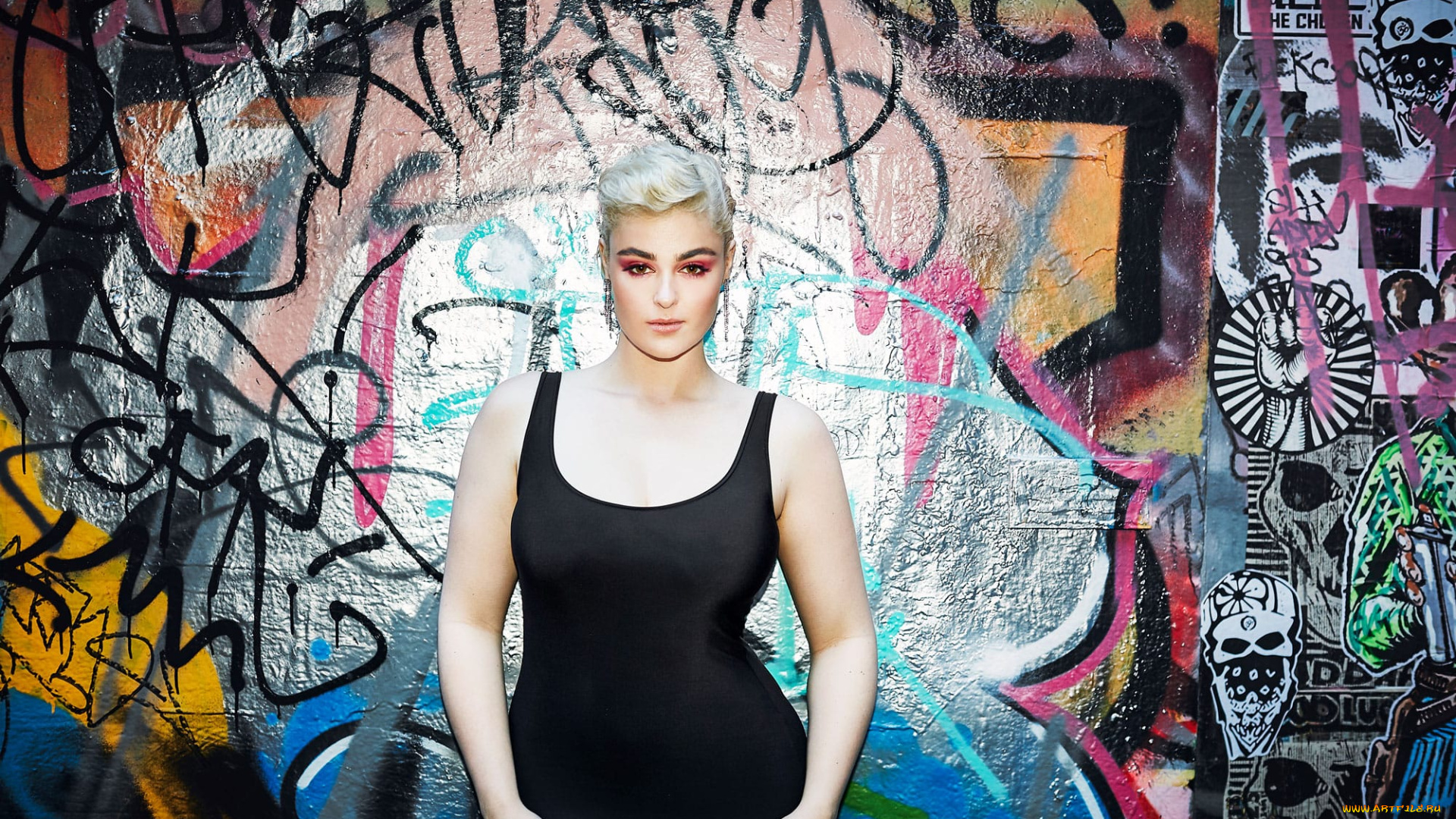 stefania, ferrario, девушки, stefania, ferrario, plus, size, блондинка, блонда, причёска, модель, полная, девушка, красотка, поза, фигура, флирт, взгляд, макияж