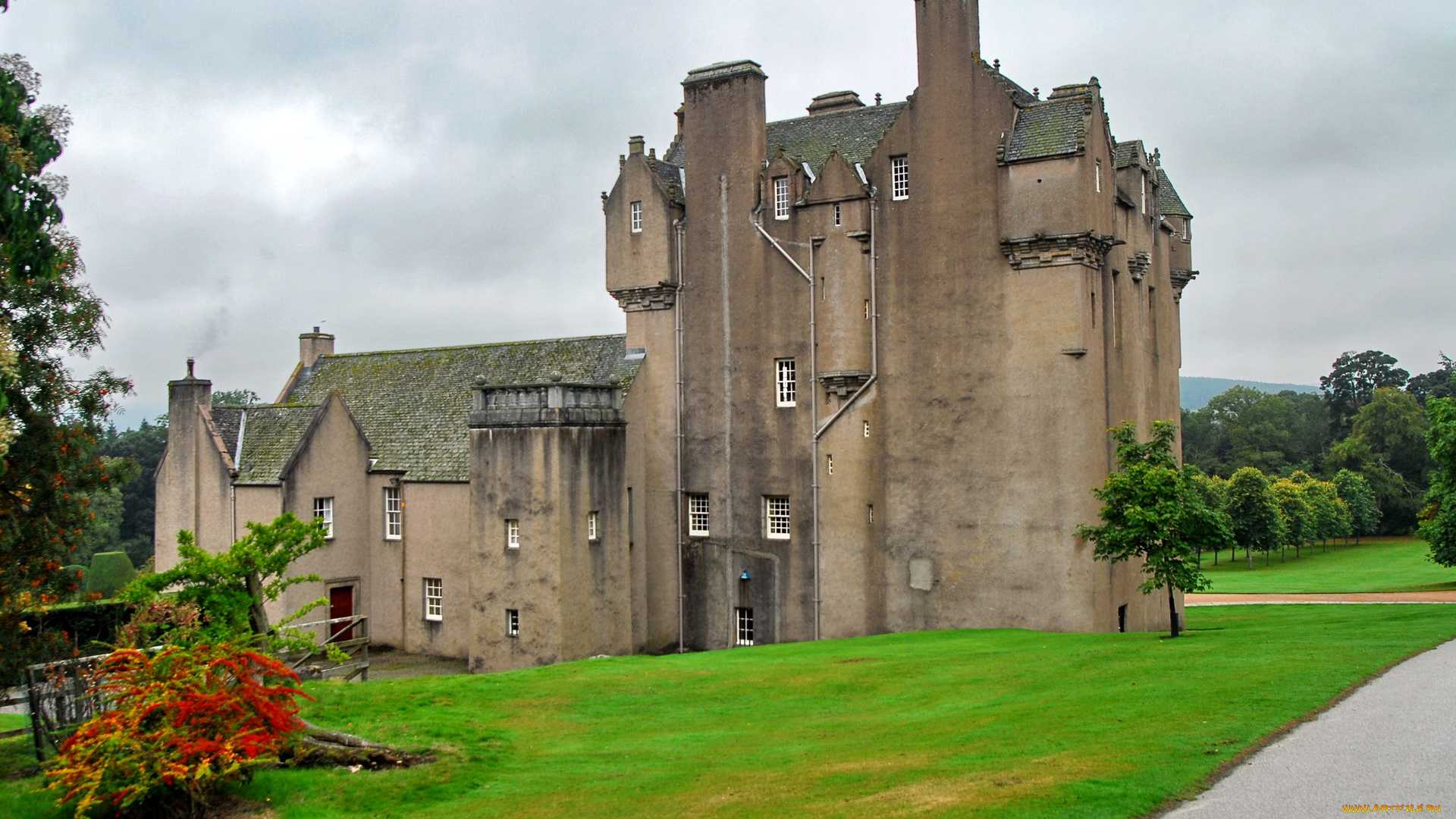 города, дворцы, замки, крепости, crathes, scottish