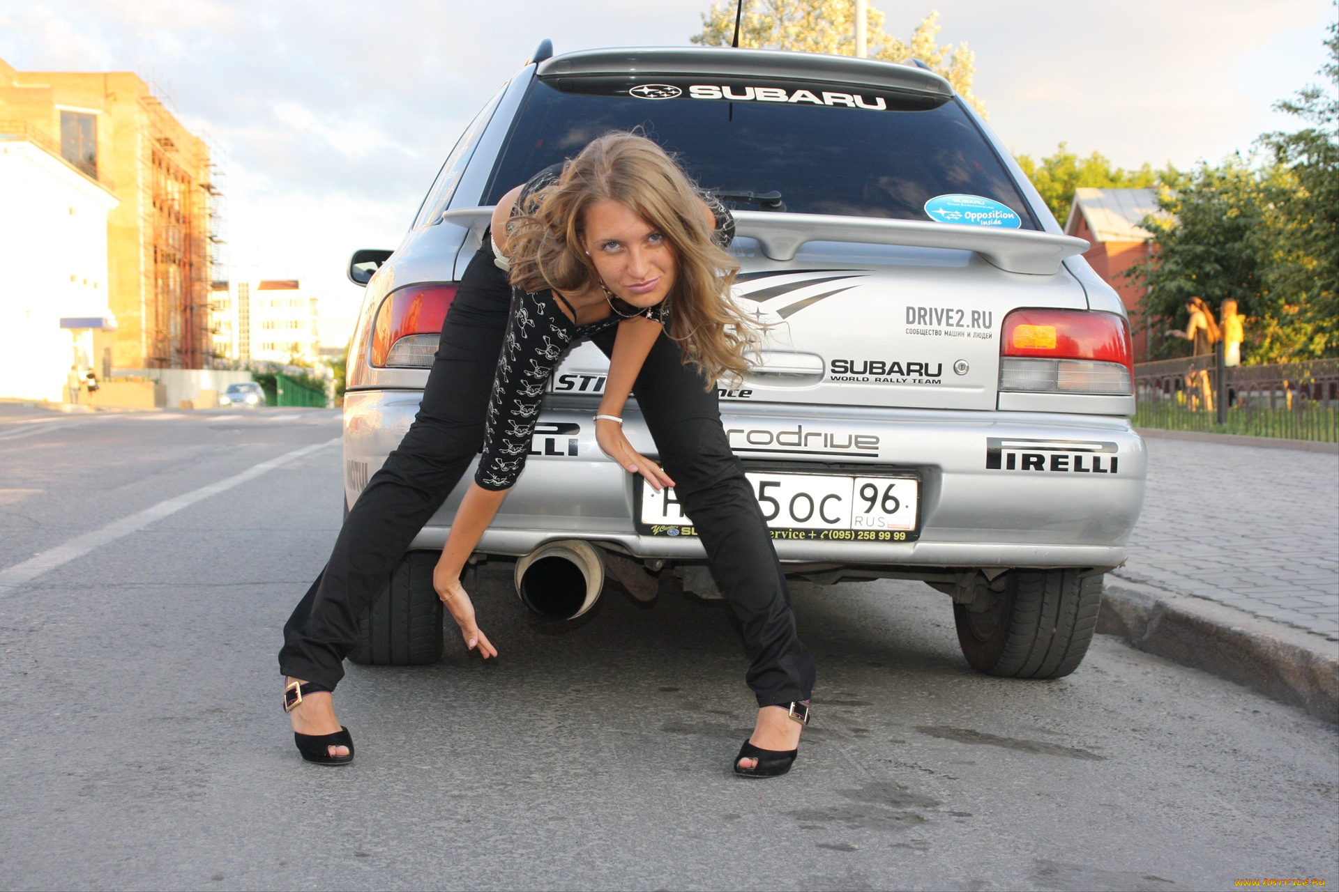 автомобили, авто, девушками, лес, небо, вода