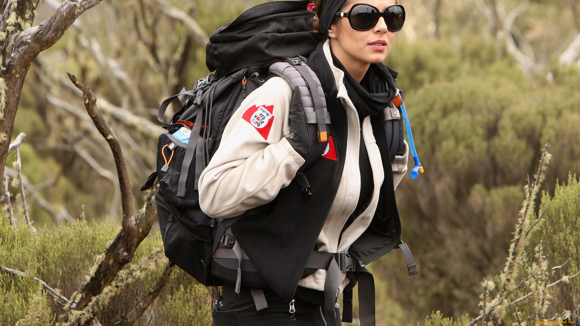 музыка, cheryl, cole, очки, куртка, рюкзак, природа