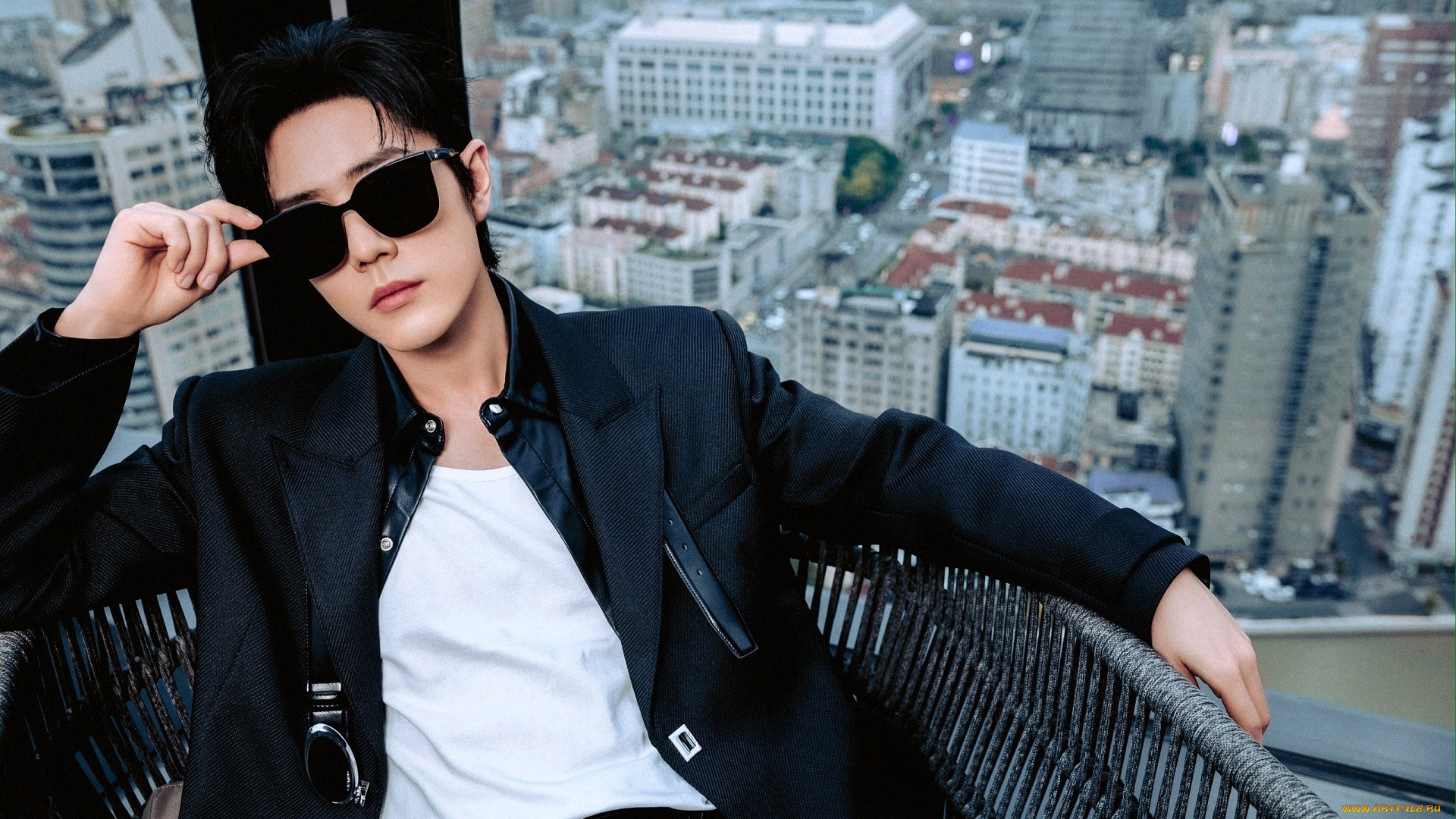 мужчины, xiao, zhan, актер, очки, пиджак, панорама, окно, город