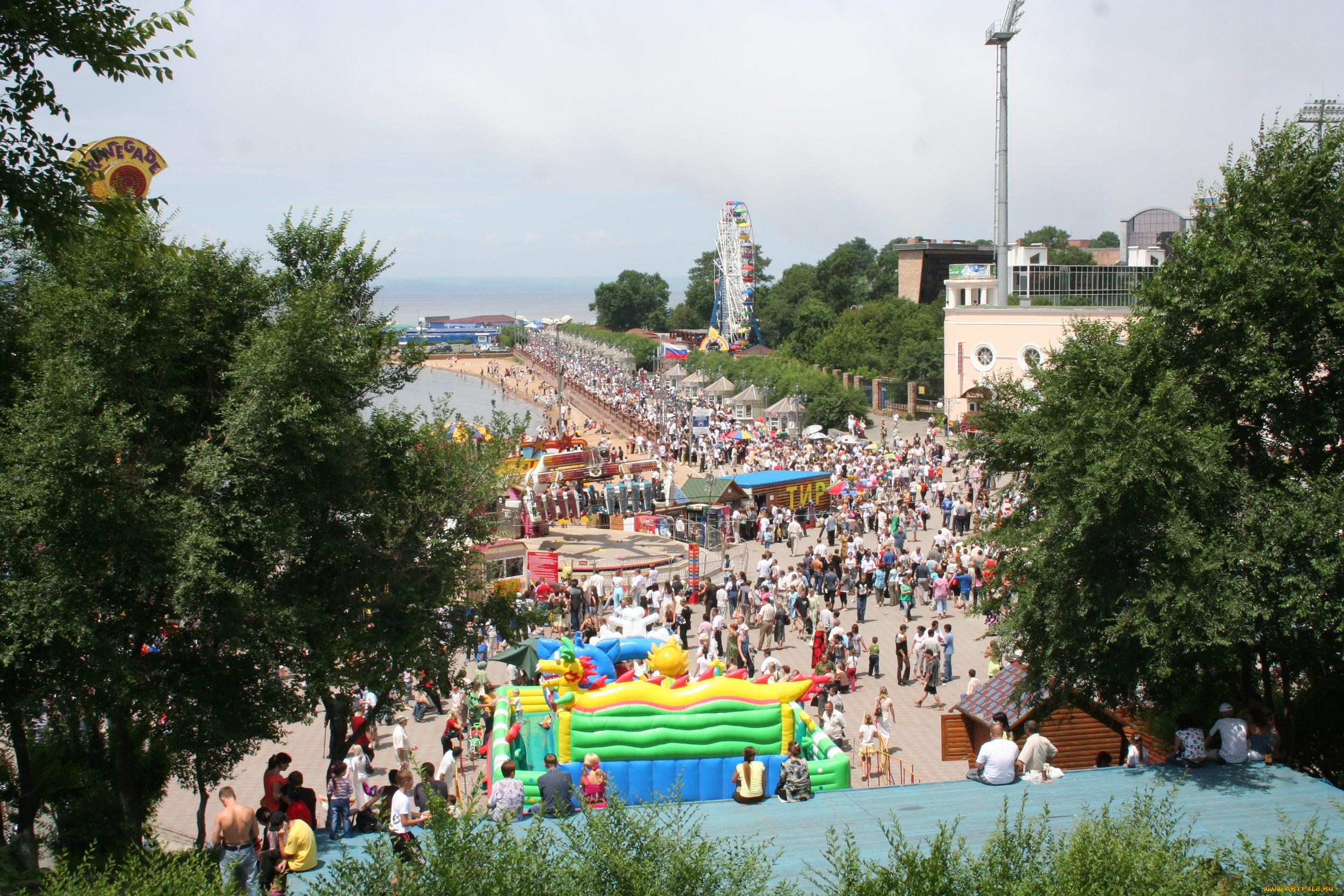 владивосток, набережная, разное, карусели, качели, аттракционы