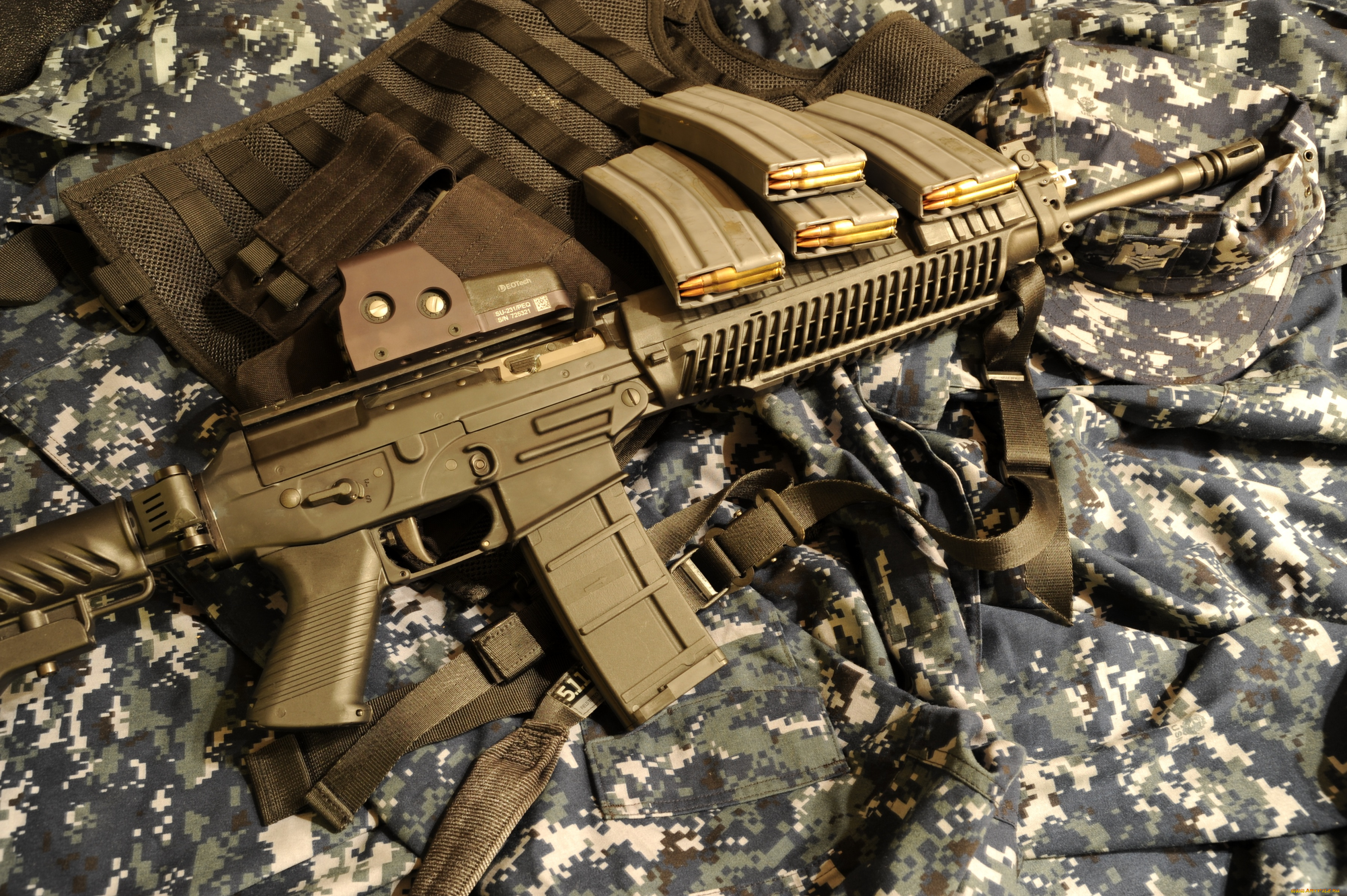 оружие, автоматы, пули, камуфляж, автомат