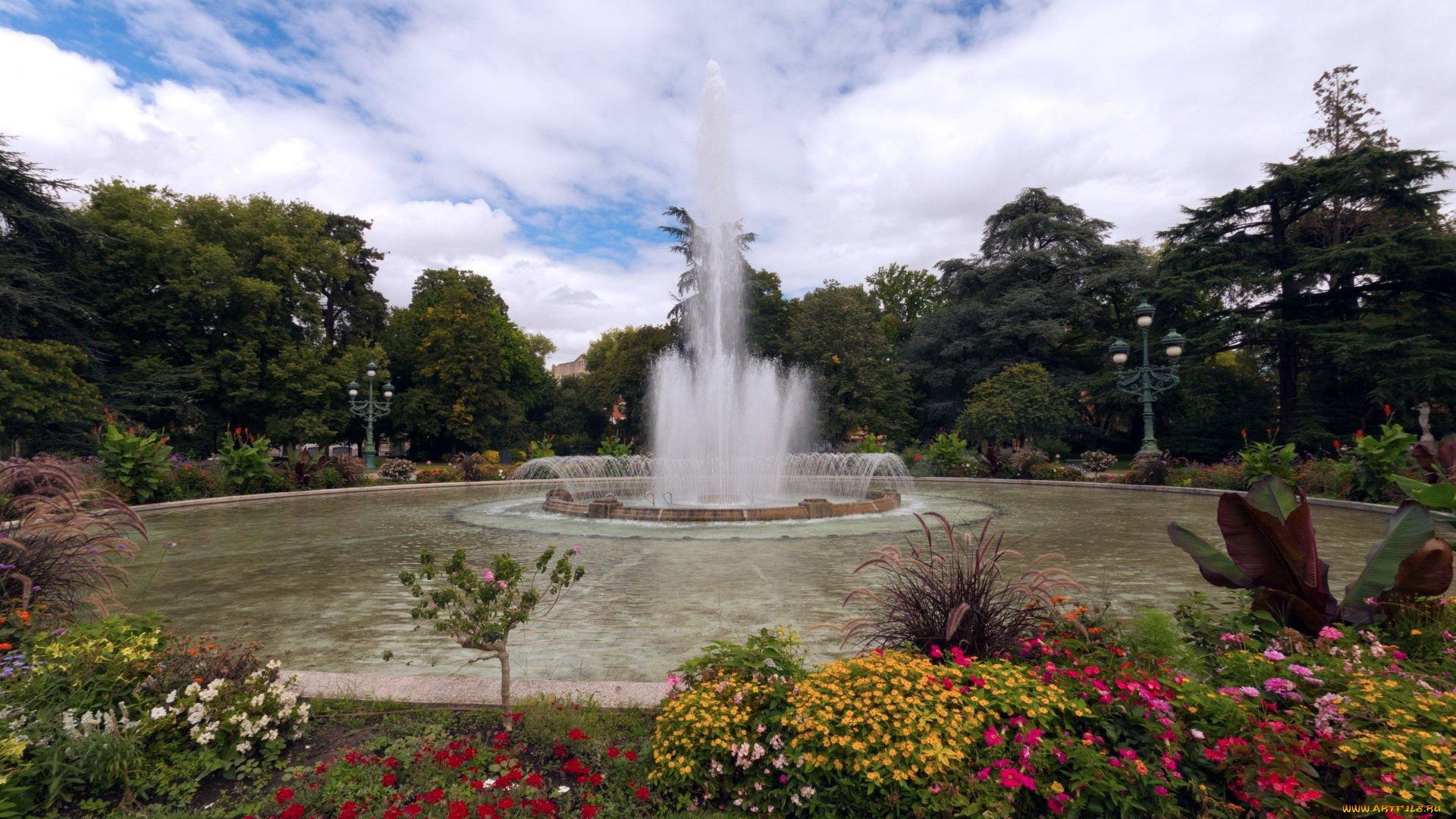 природа, парк, фонтан, фонари, клумбы, цветы