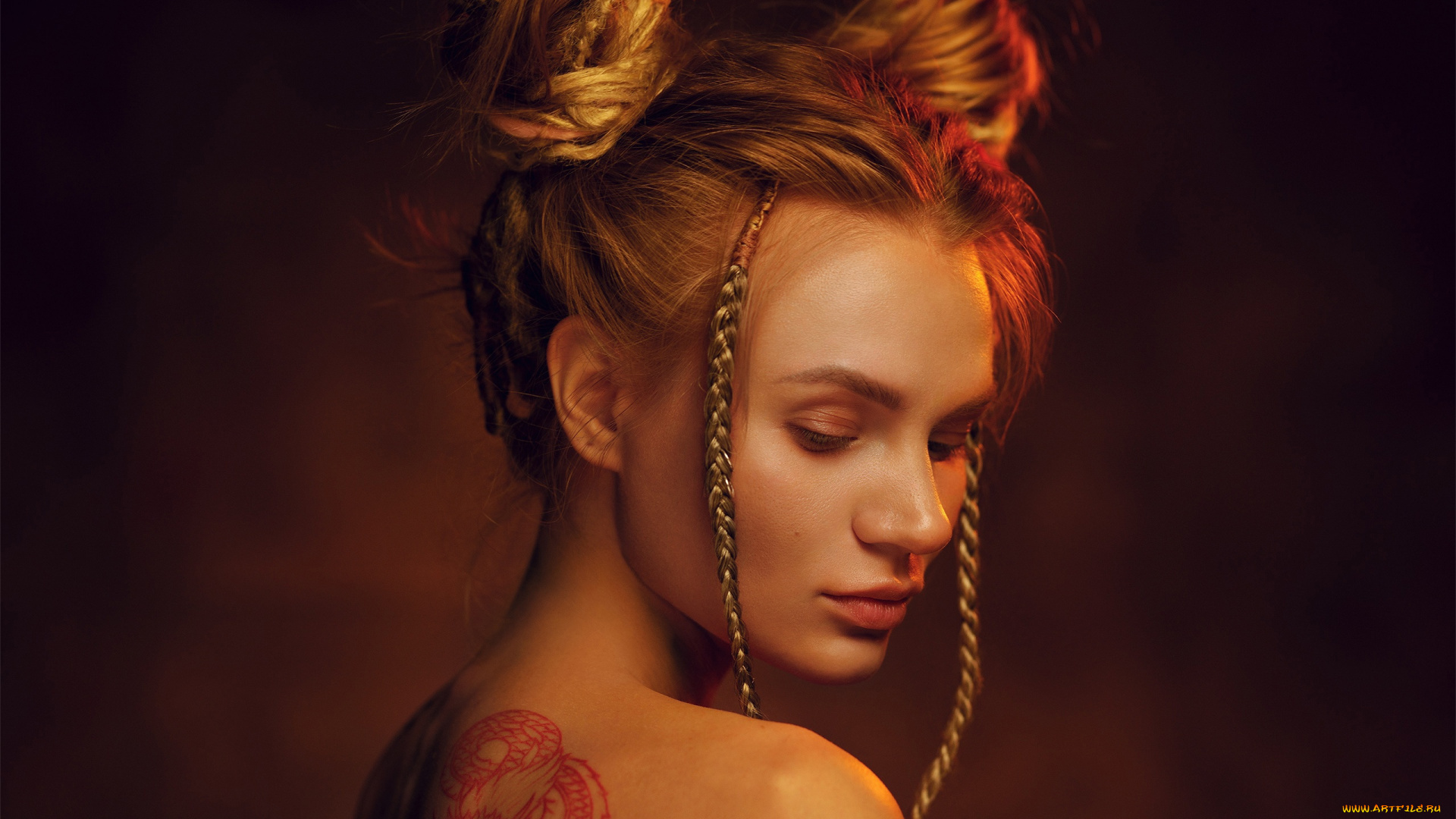 девушка, -, girl, девушки, -, лица, , портреты, девушка, женщина, шатенка, темноволосая, сексуальная, модель, звезда, позирует, разная, обувь, верхняя, стильная, одежда, нижнее, эротическое, бельё, трусы, лифчик, колготки, чулки, аксессуары, макияж, и, множество, элементов, на, фотографии