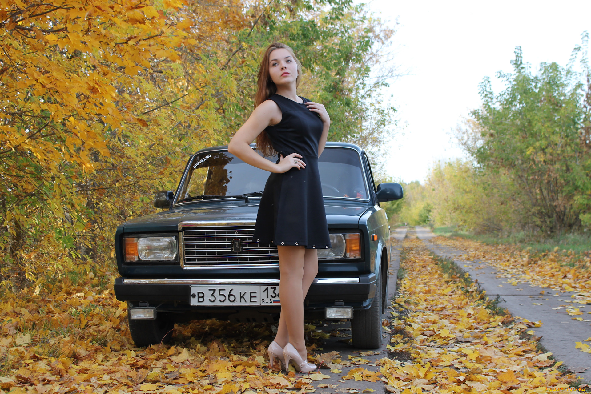 девушка, -, girl, автомобили, -авто, с, девушками, девушка, женщина, шатенка, темноволосая, сексуальная, модель, звезда, позирует, разная, обувь, верхняя, стильная, одежда, нижнее, эротическое, бельё, трусы, лифчик, колготки, чулки, аксессуары, макияж, и, множество, элементов, на, фотографии