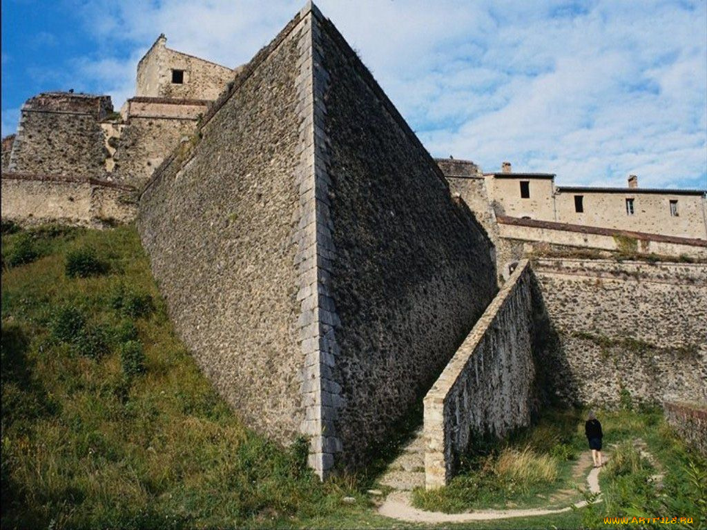 города, исторические, архитектурные, памятники