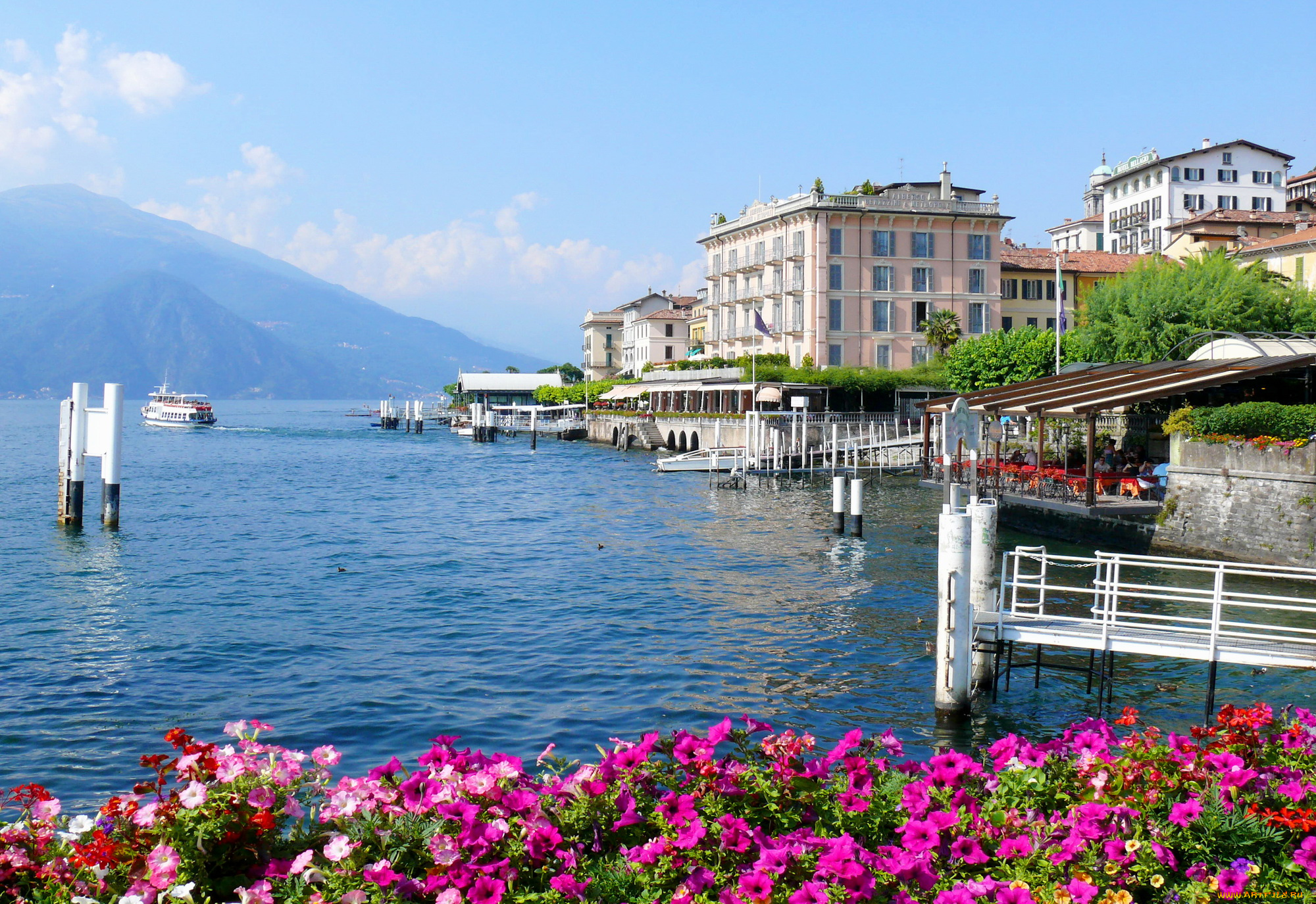 италия, ломбардия, белладжо, города, пейзажи, дома, причал, море, набережная