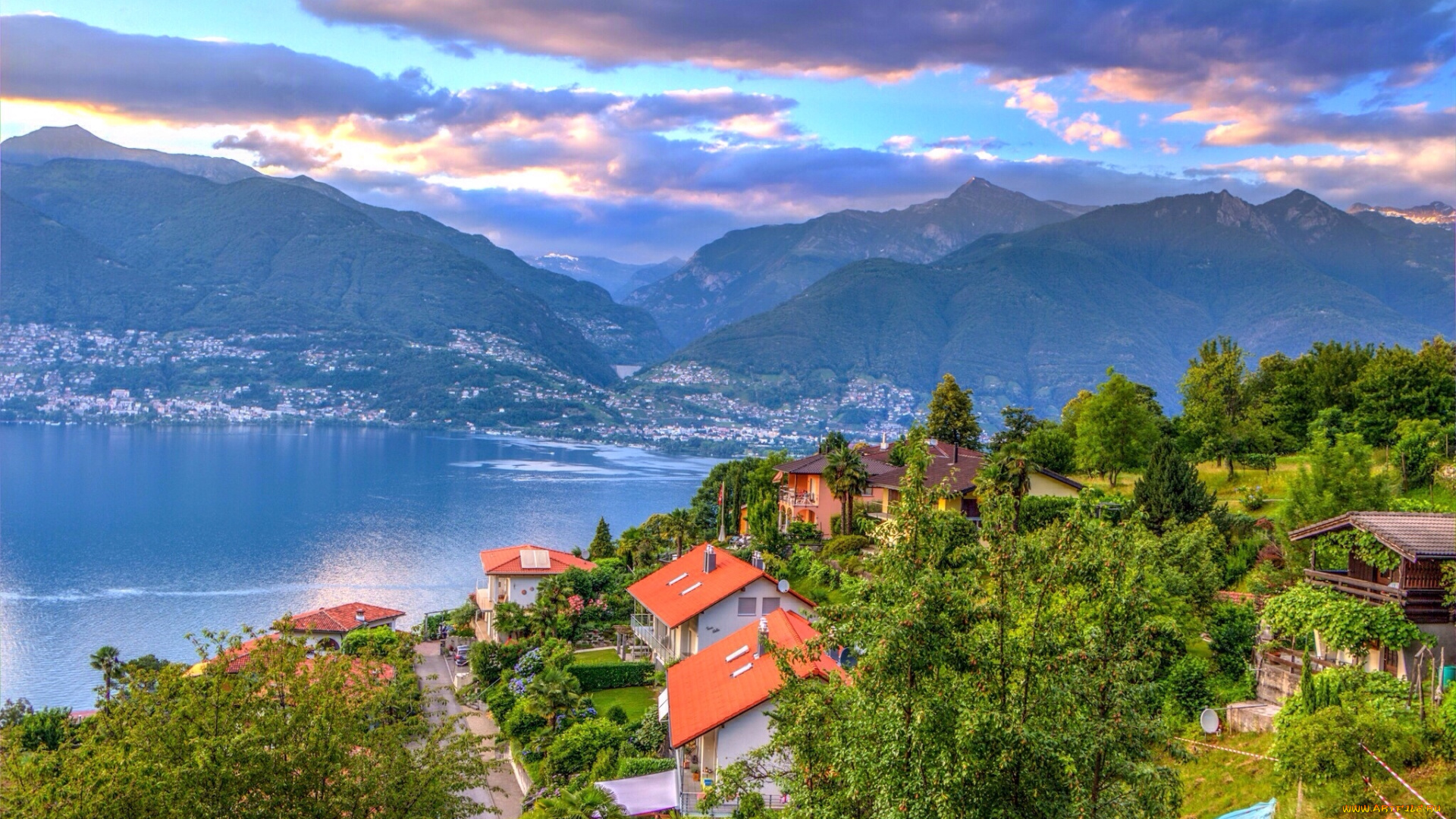 города, -, пейзажи, швейцария, lake, maggiore, тичино, гамбароньо, alps, switzerland, альпы, лаго-маджоре, городок, gambarogno, ticino, панорама, дома, горы, озеро
