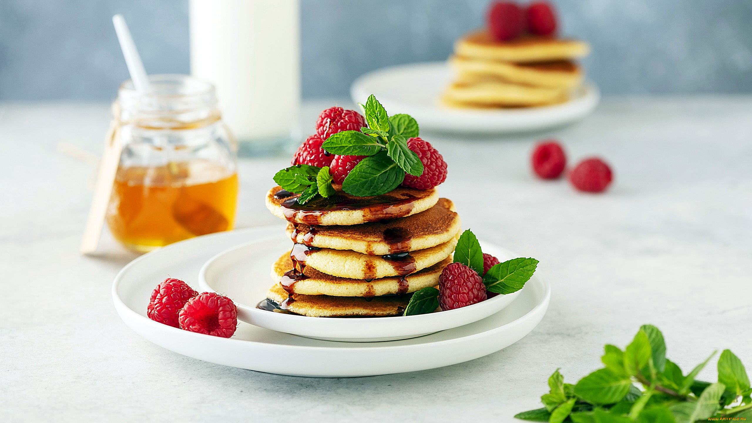 еда, блины, , оладьи, оладьи, мед, мята, малина