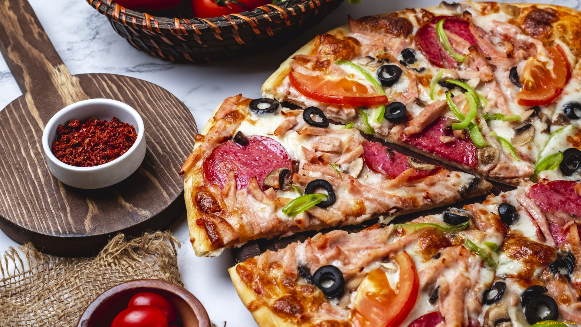 еда, пицца, салями, перец, маслины, помидоры