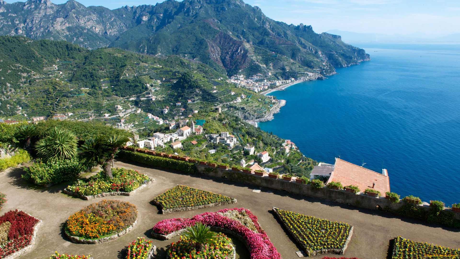 italy, города, пейзажи, побережье, море, италия, клумбы, городок, горы, цветы