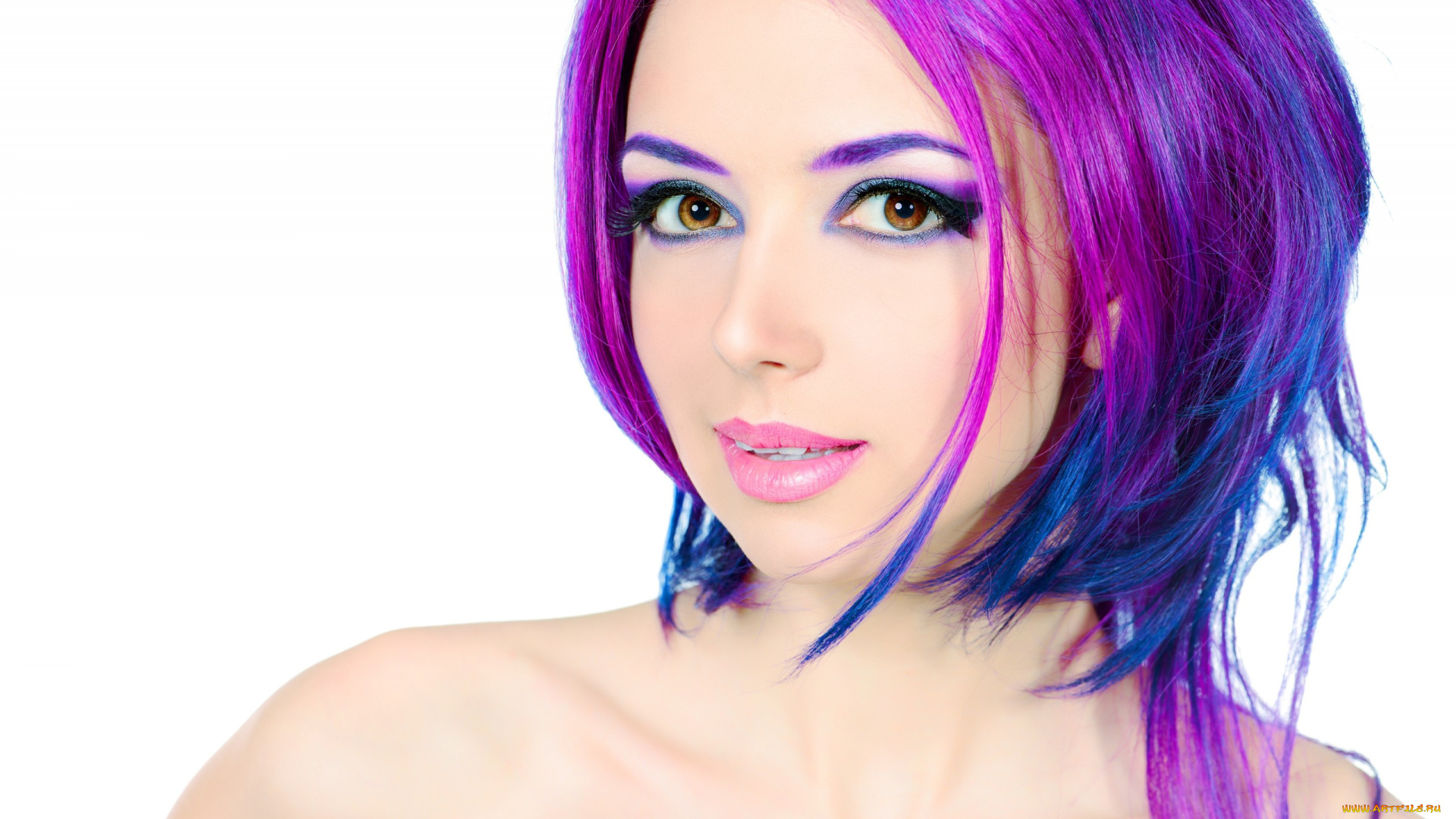 девушки, -unsort, , лица, , портреты, модель, волосы, яркие, стрижка, взгляд, макияж, брови, плечи, фон