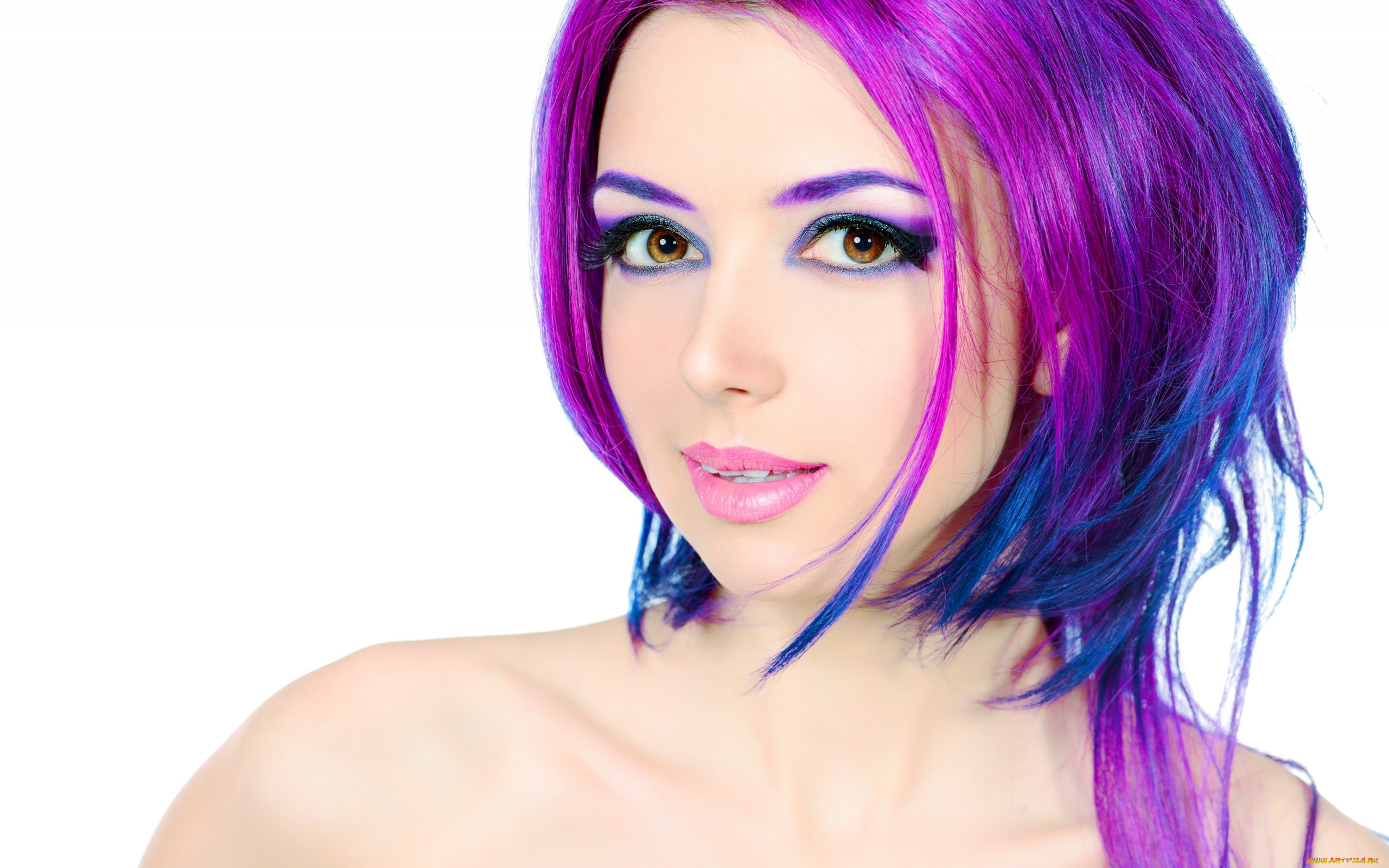 девушки, -unsort, , лица, , портреты, модель, волосы, яркие, стрижка, взгляд, макияж, брови, плечи, фон