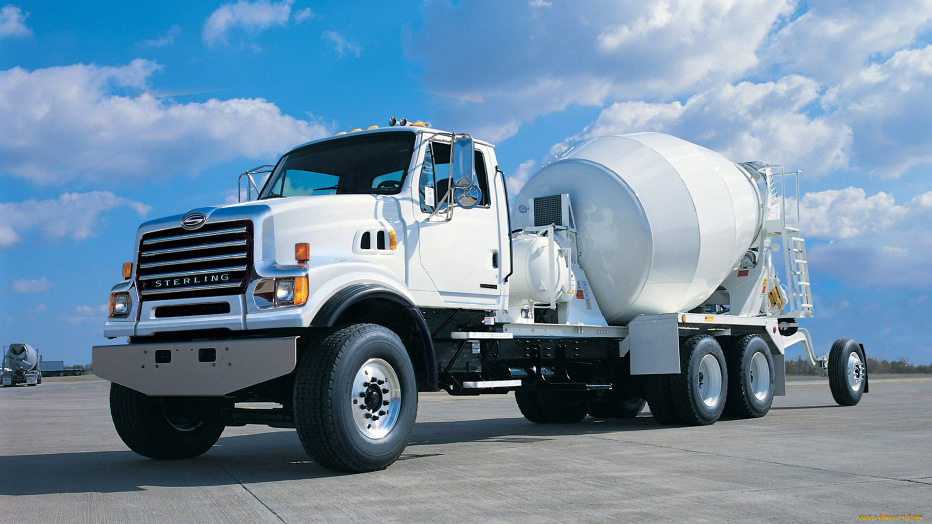 автомобили, sterling