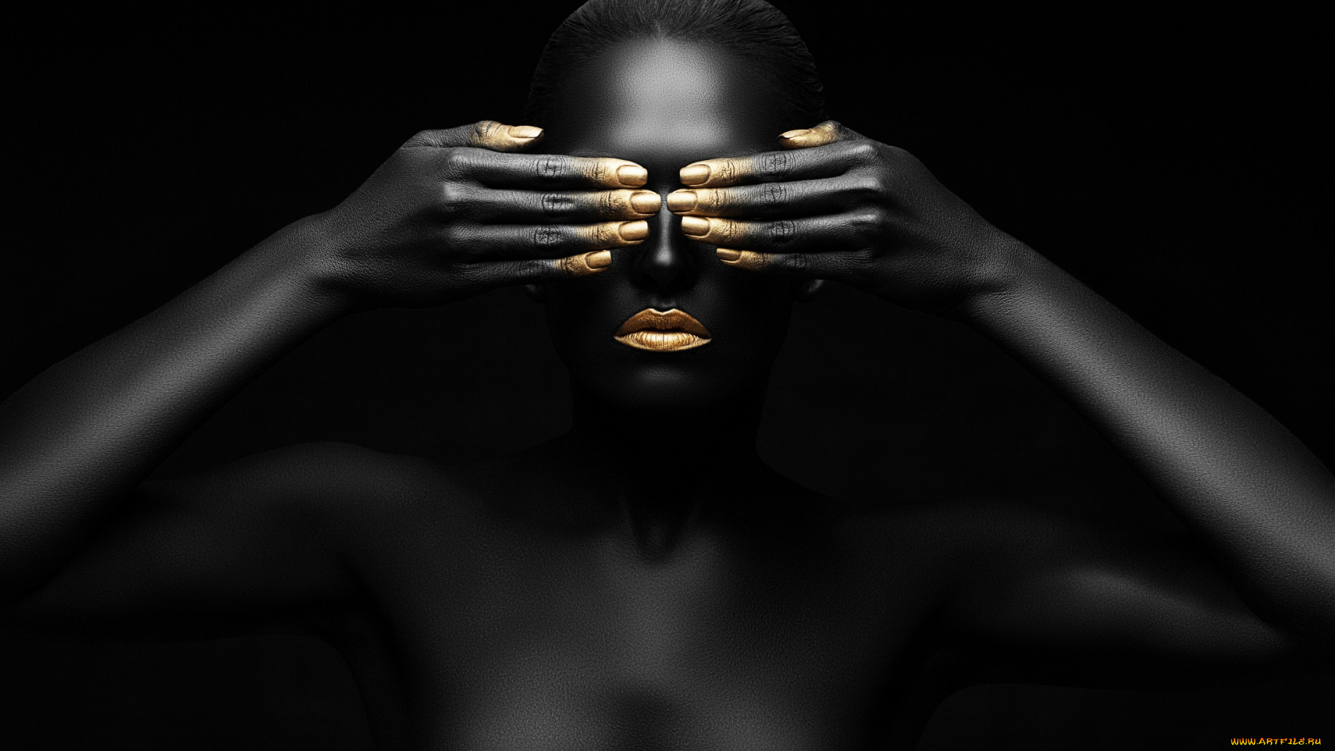 девушки, -unsort, , креатив, фон, руки, закрытые, глаза, черный, цвет, модель, стиль