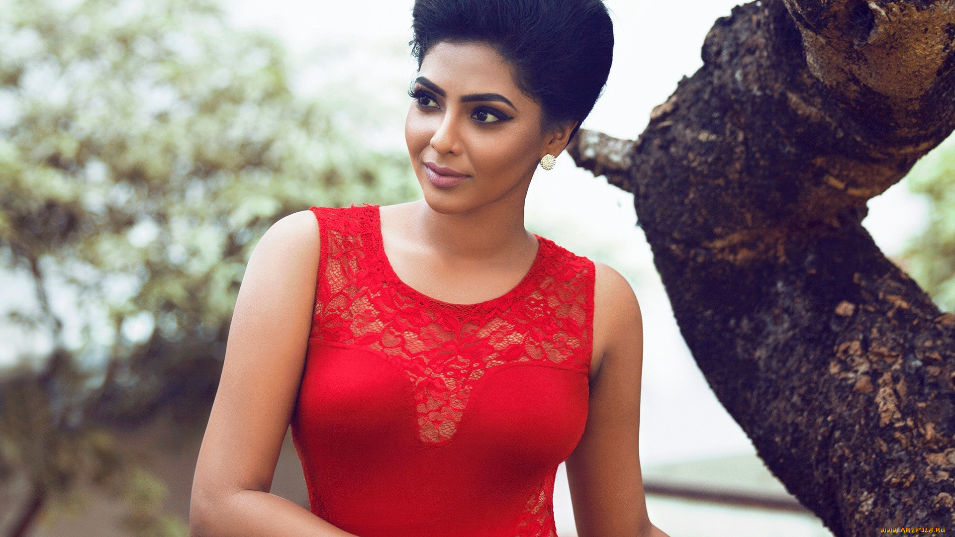 aishwarya, lekshmi, девушки, -unsort, , брюнетки, темноволосые, индийская, актриса, фотосессия, модель, красное, платье, макияж, индия, aishwarya, lekshmi, болливуд