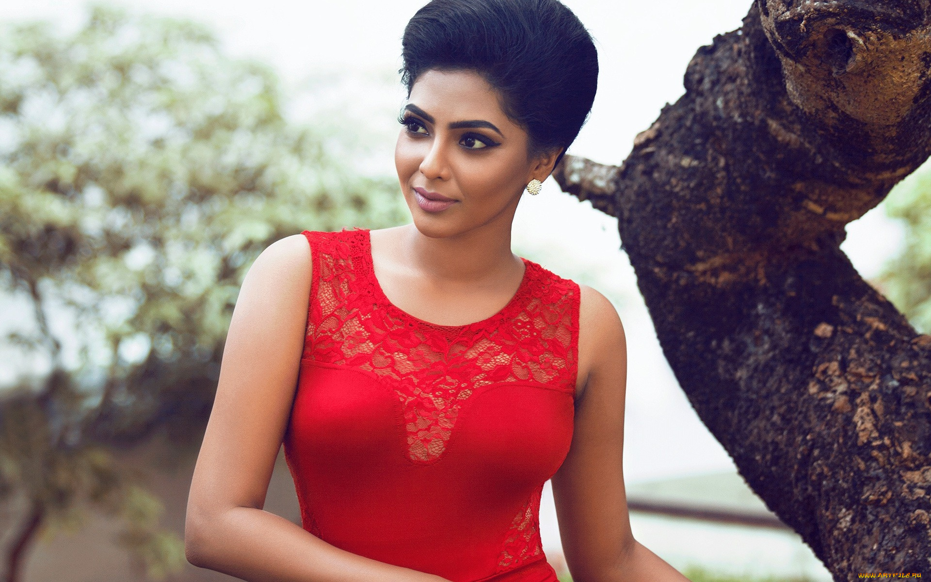 aishwarya, lekshmi, девушки, -unsort, , брюнетки, темноволосые, индийская, актриса, фотосессия, модель, красное, платье, макияж, индия, aishwarya, lekshmi, болливуд