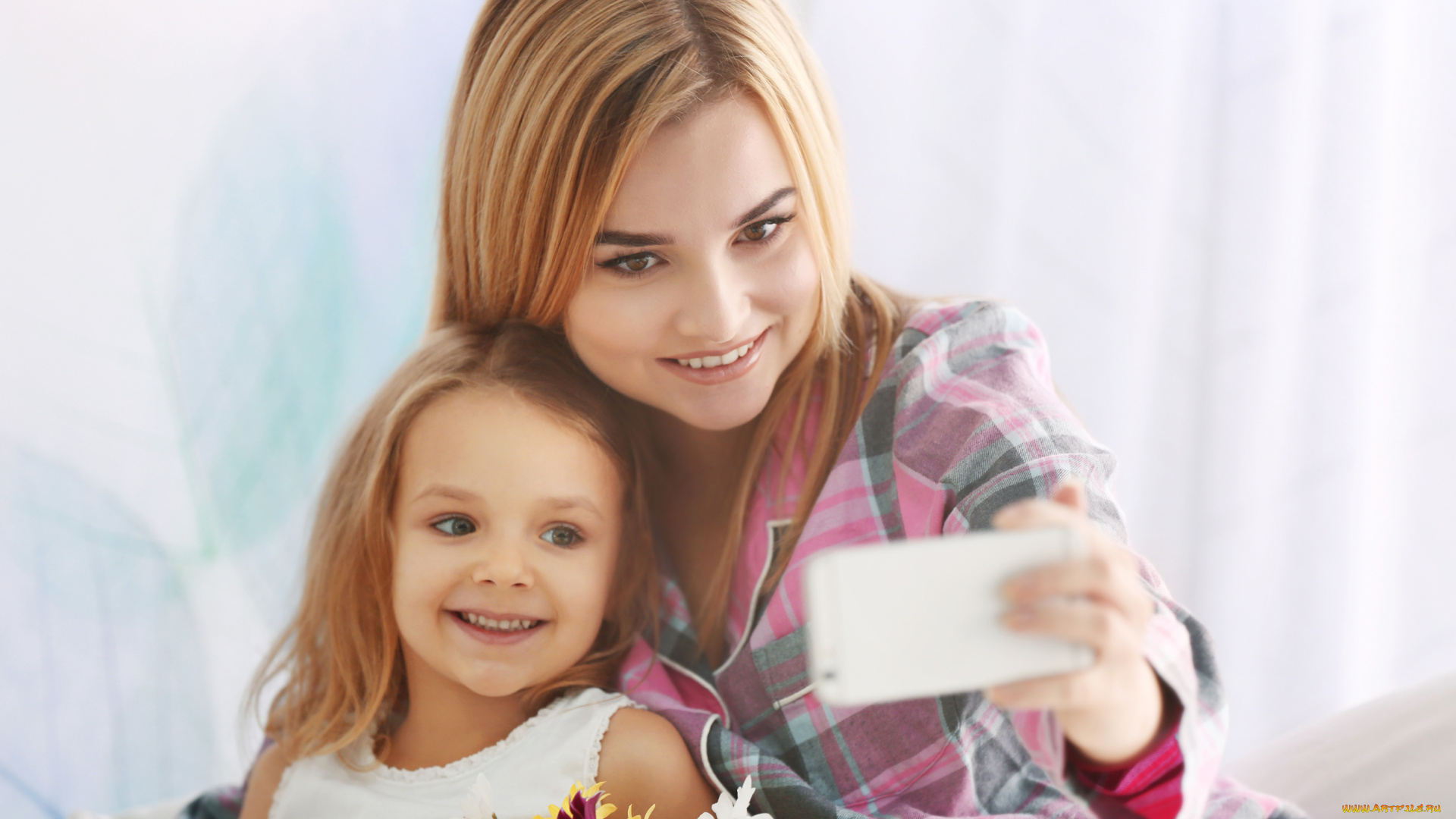разное, люди, мама, дочка, телефон, селфи, цветы