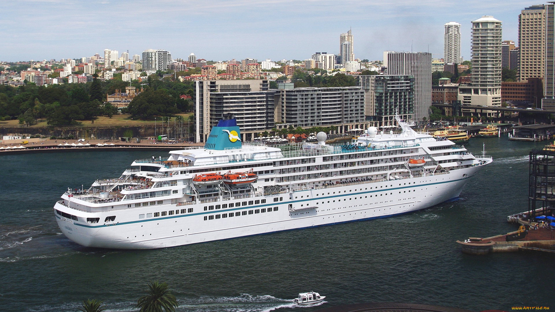 корабли, лайнеры, город, вода, здания, панорама, круиз