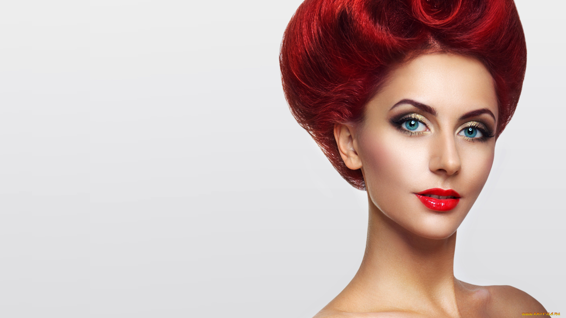 девушки, -unsort, , лица, , портреты, плечи, модель, фон, губы, ресницы, девушка, взгляд, макияж, прическа, красные, волосы