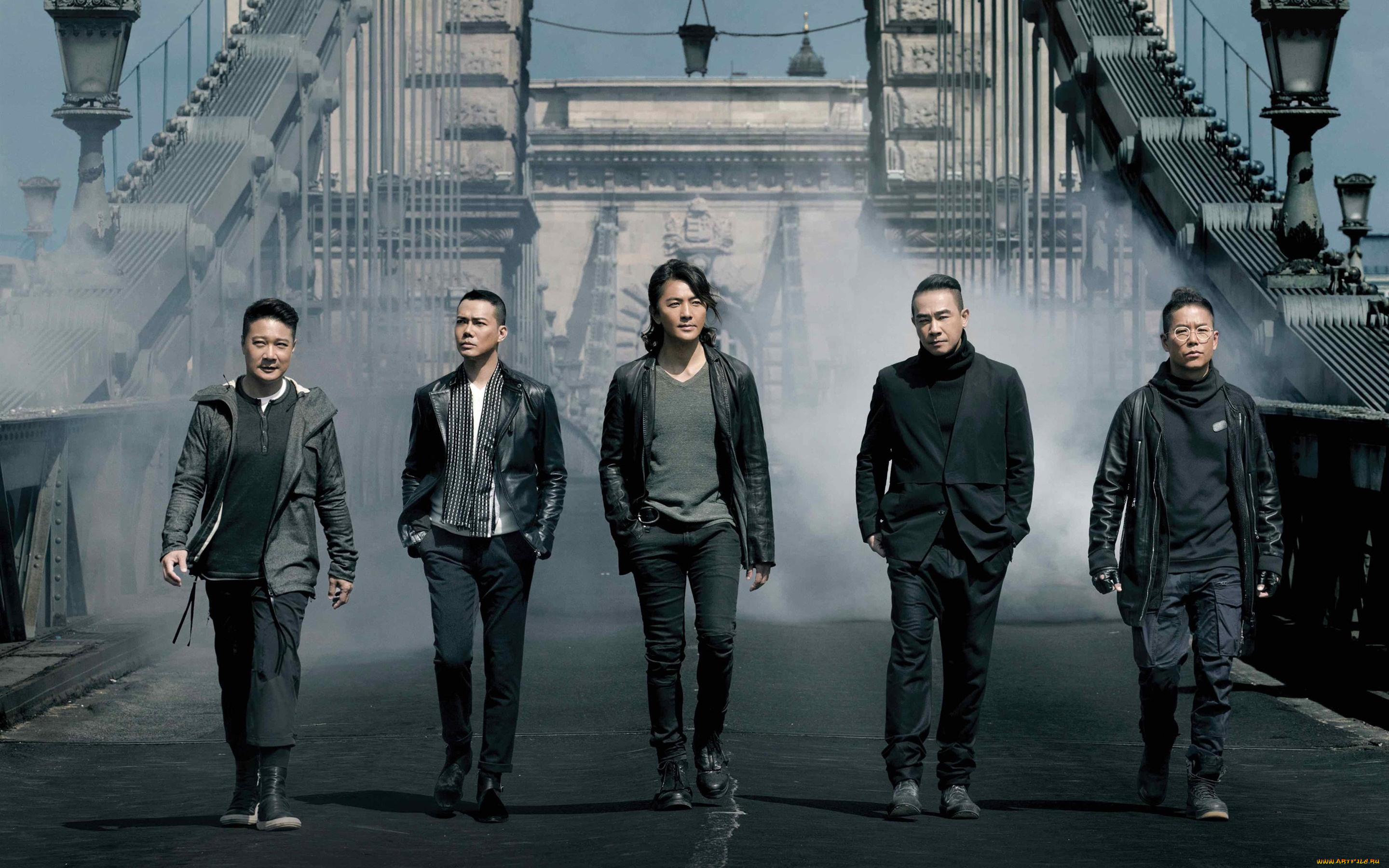 золотая, работа, , 2018, кино, фильмы, huang, jin, xiong, di, кадры, из, фильма, золотая, работа, huang, jin, xiong, di, боевик, криминал, китай, гонконг