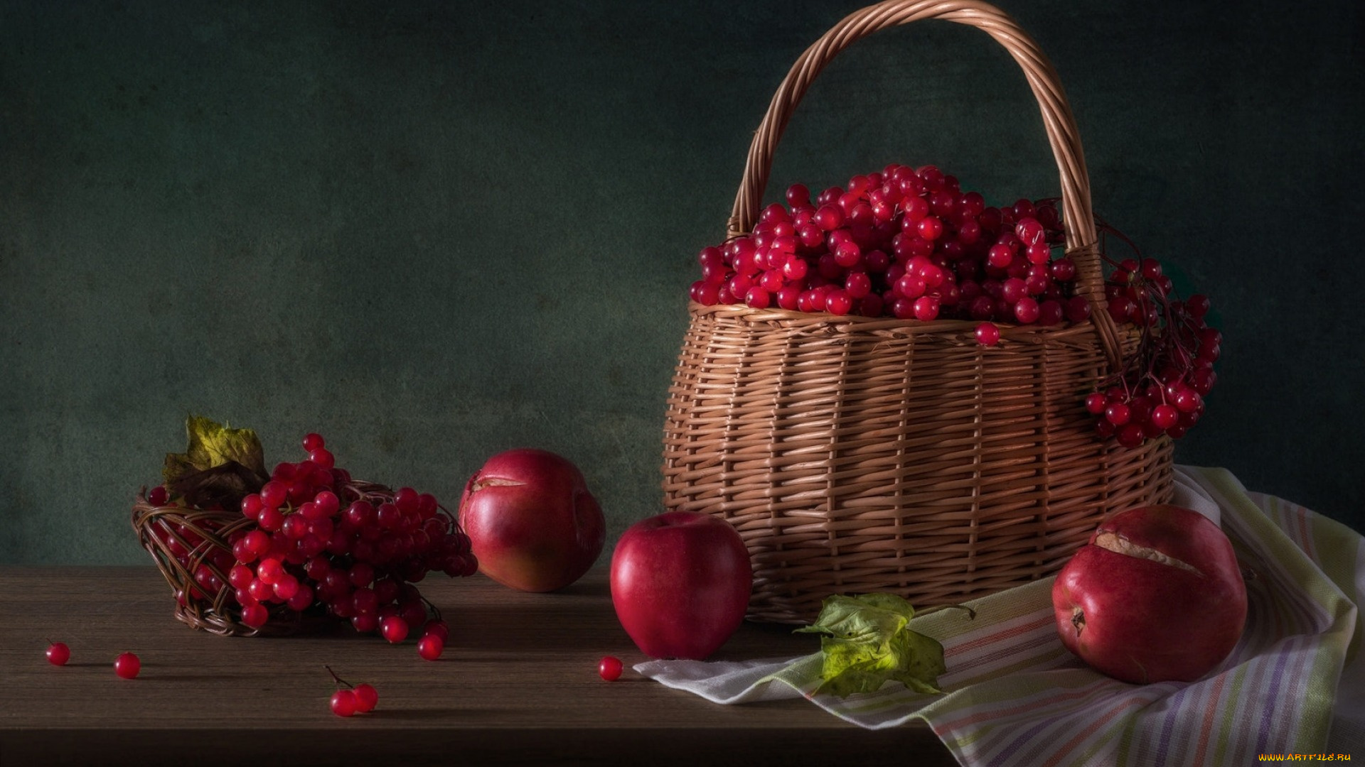 еда, фрукты, , ягоды, яблоки, калина, корзинка