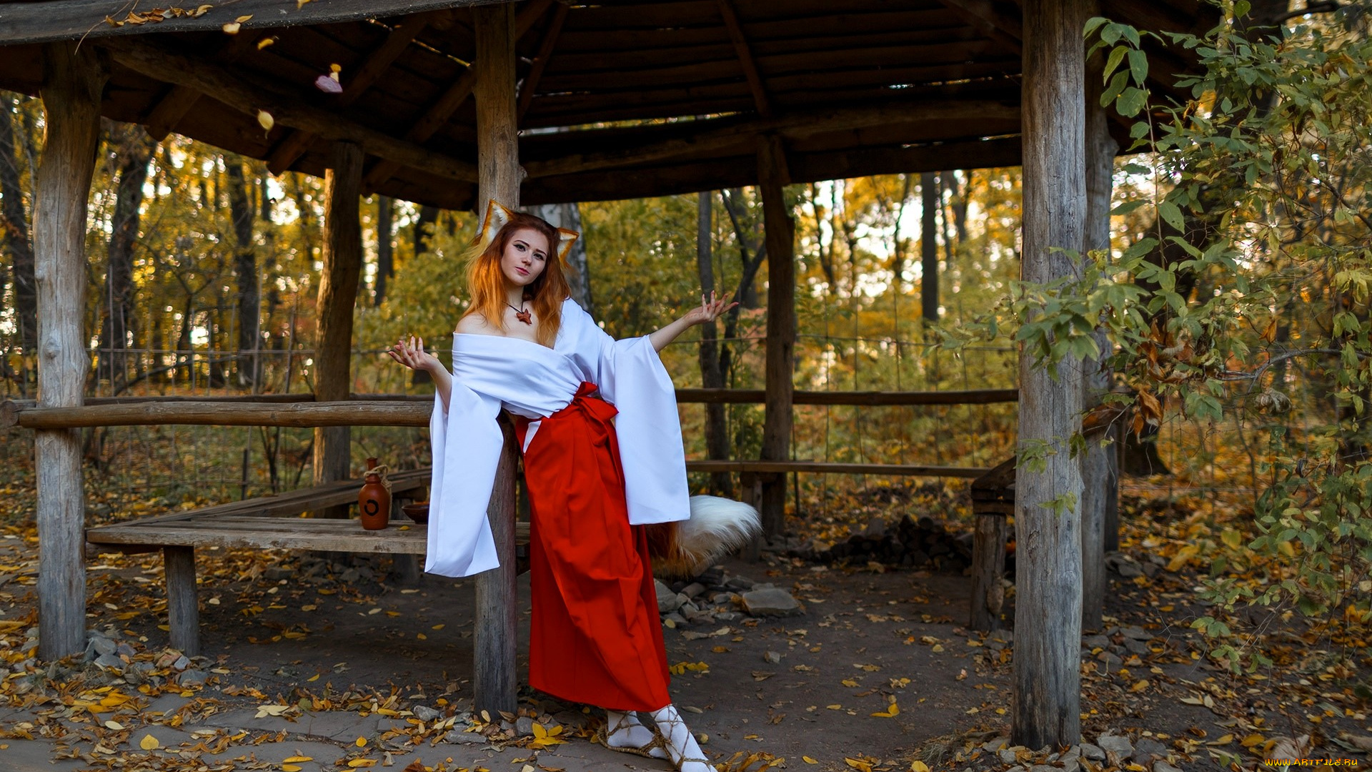 девушки, ира, сокол, образ, косплей, костюм, наряд, лиса, ушки, хвосты, осень, деревья, беседка