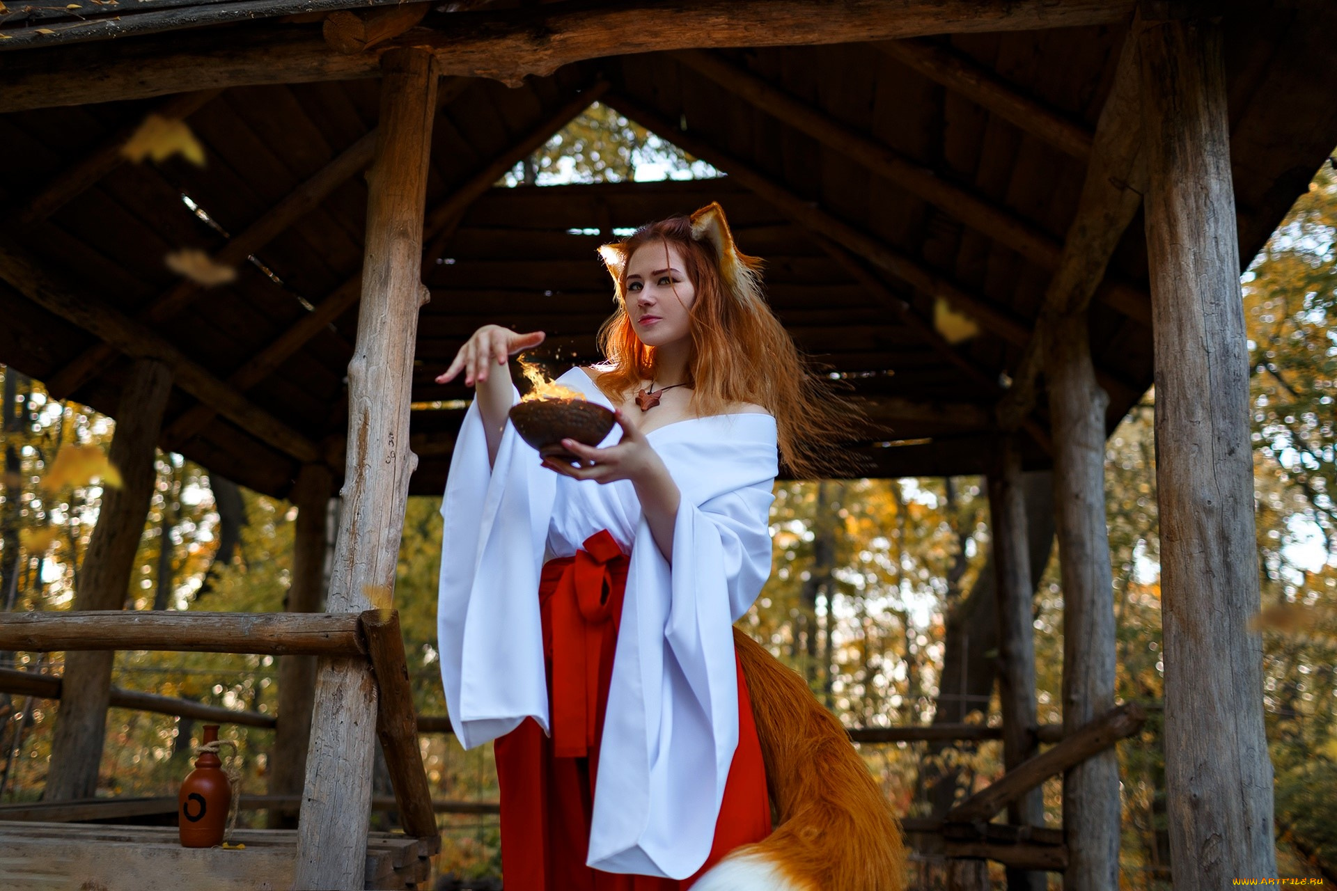 девушки, ира, сокол, образ, косплей, костюм, наряд, лиса, ушки, хвосты, осень, деревья, магия, огонь, беседка