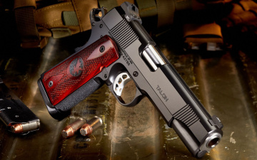 Картинка оружие пистолеты hawk