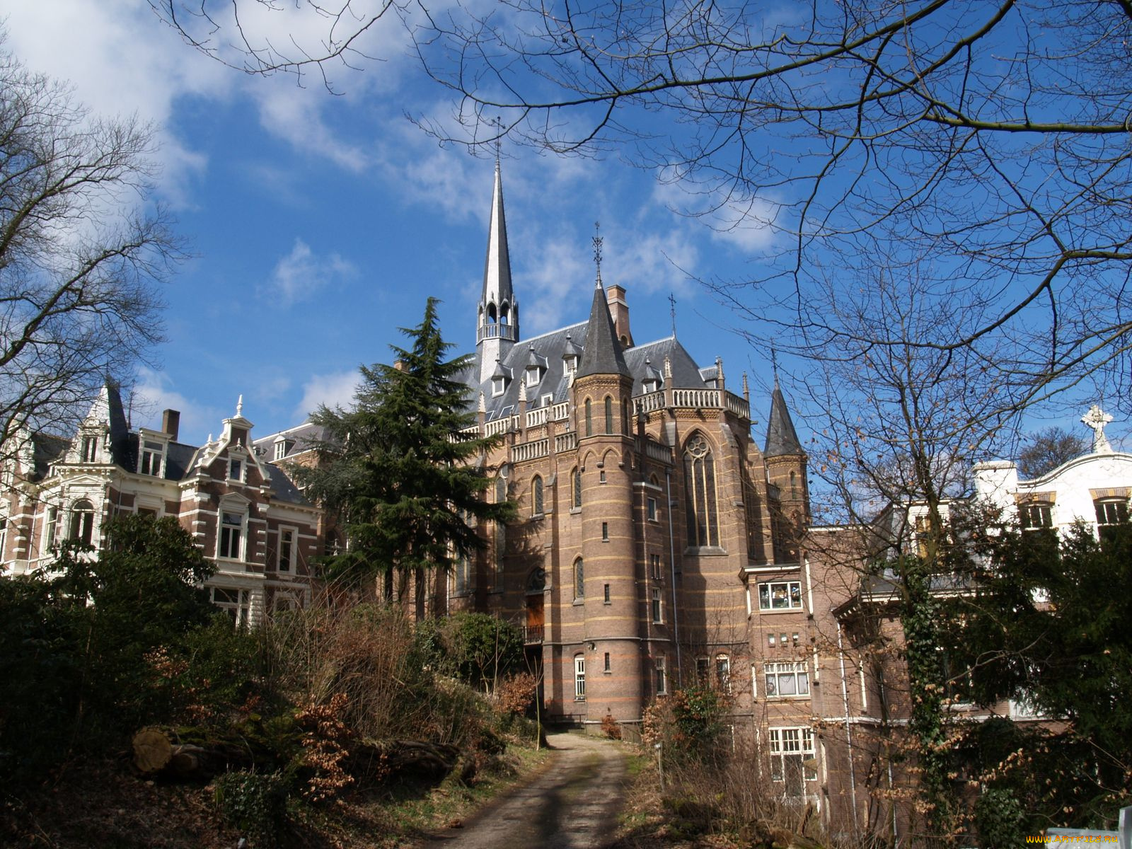 города, дворцы, замки, крепости