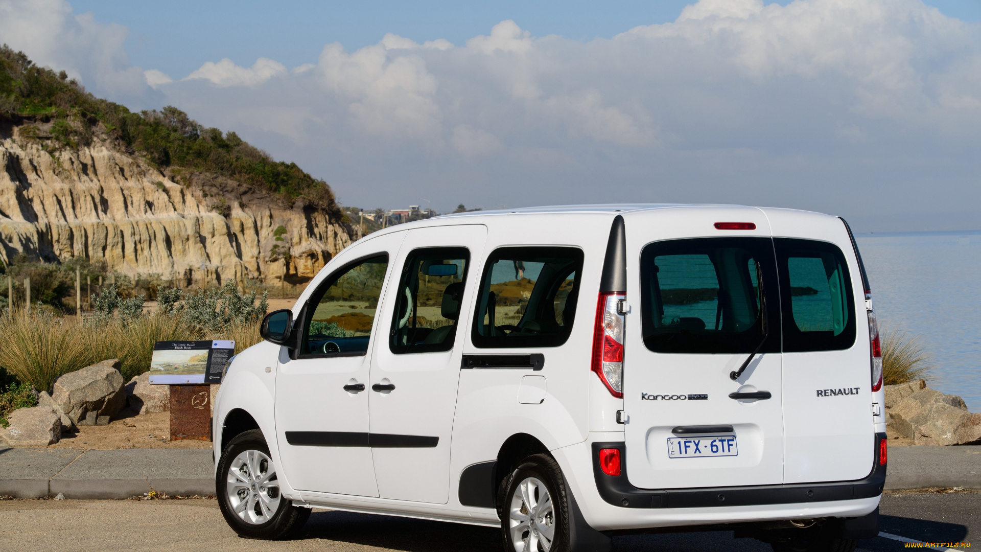 автомобили, renault