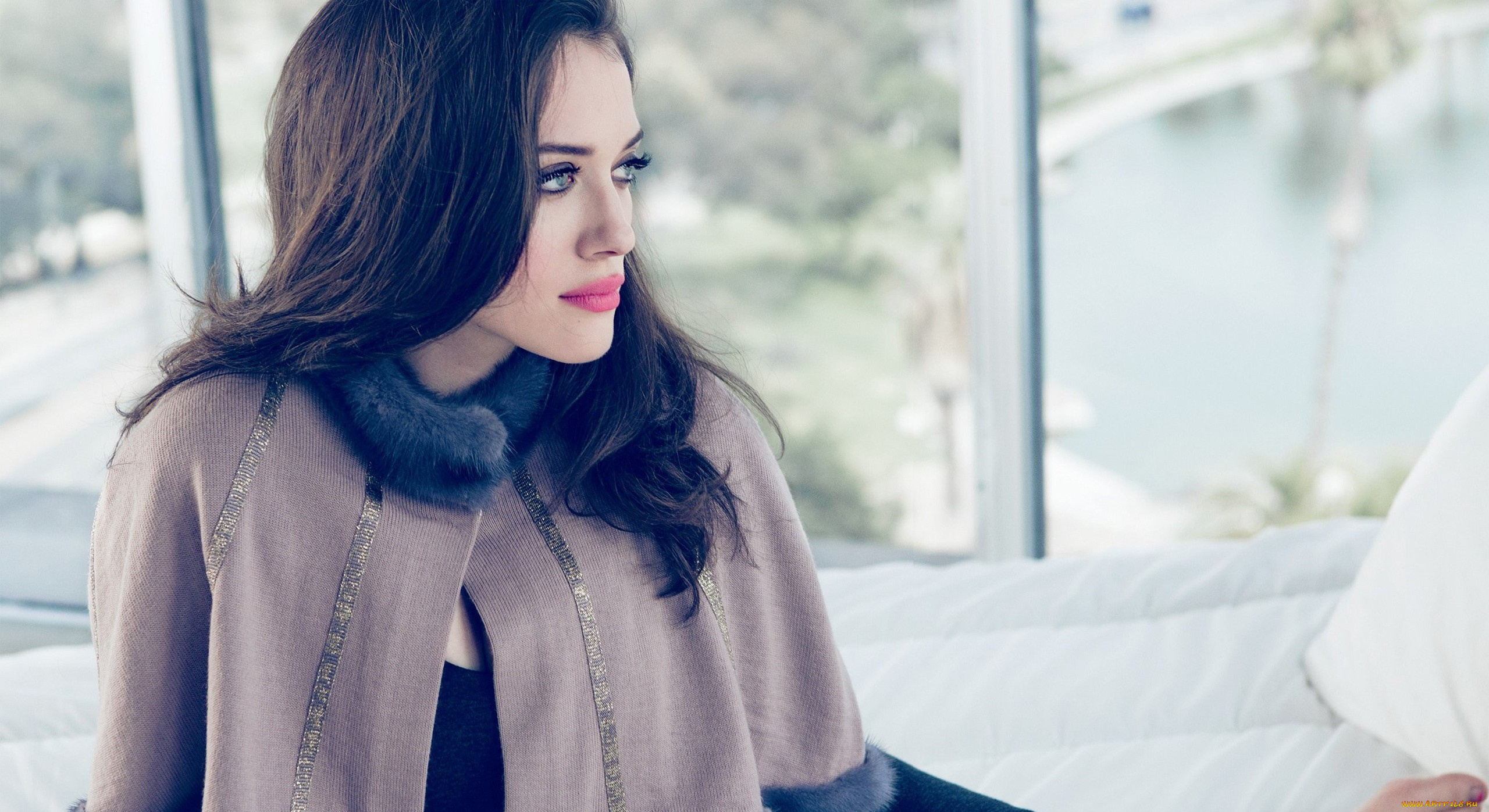 девушки, -unsort, , брюнетки, темноволосые, cat, dennings, окно, пальто, шатенка