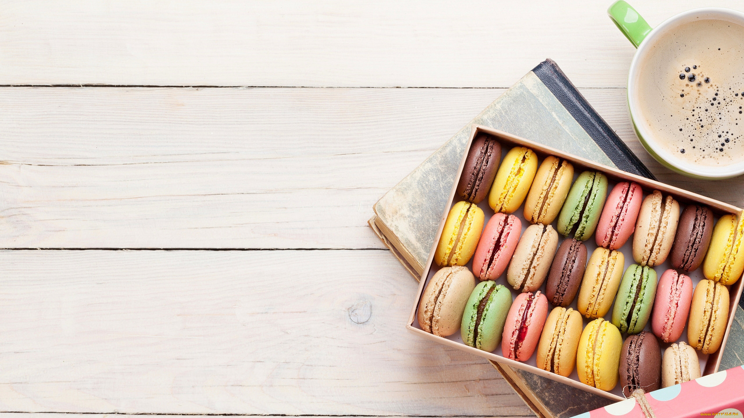 еда, макаруны, ассорти, лакомство, печенье, кофе