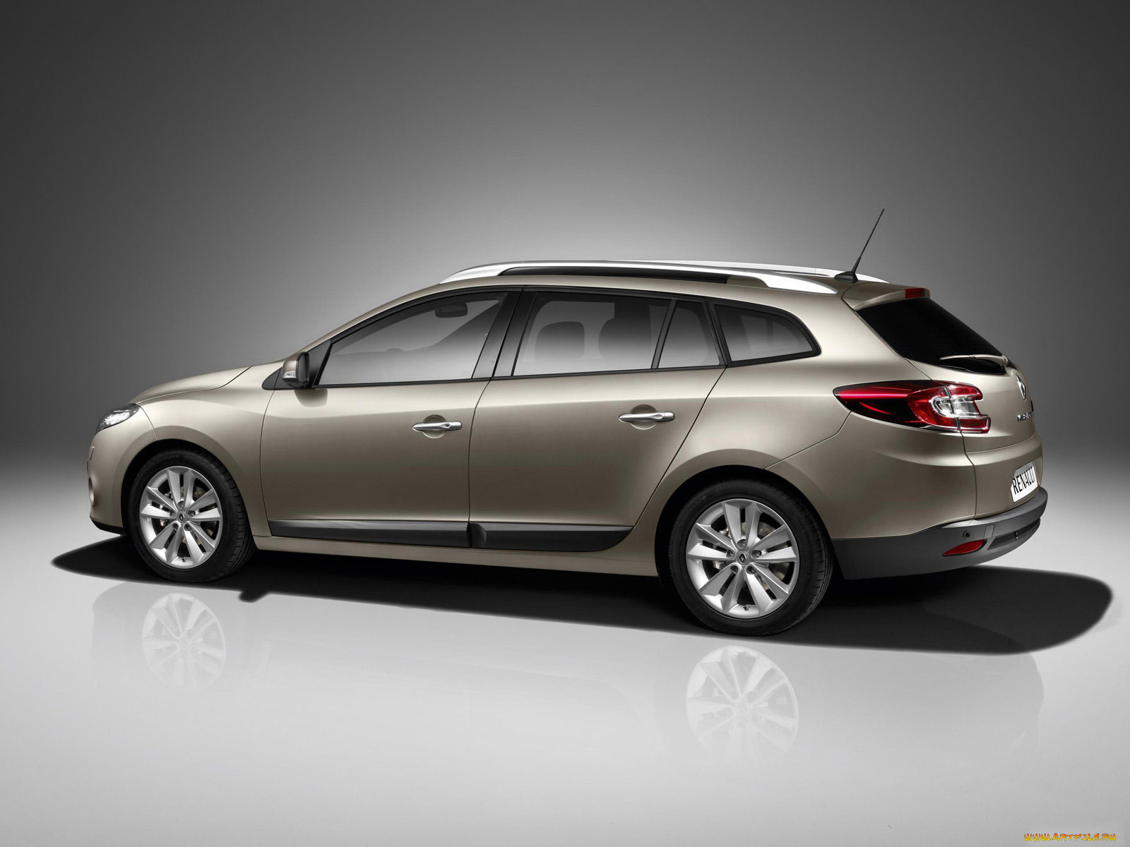 автомобили, renault