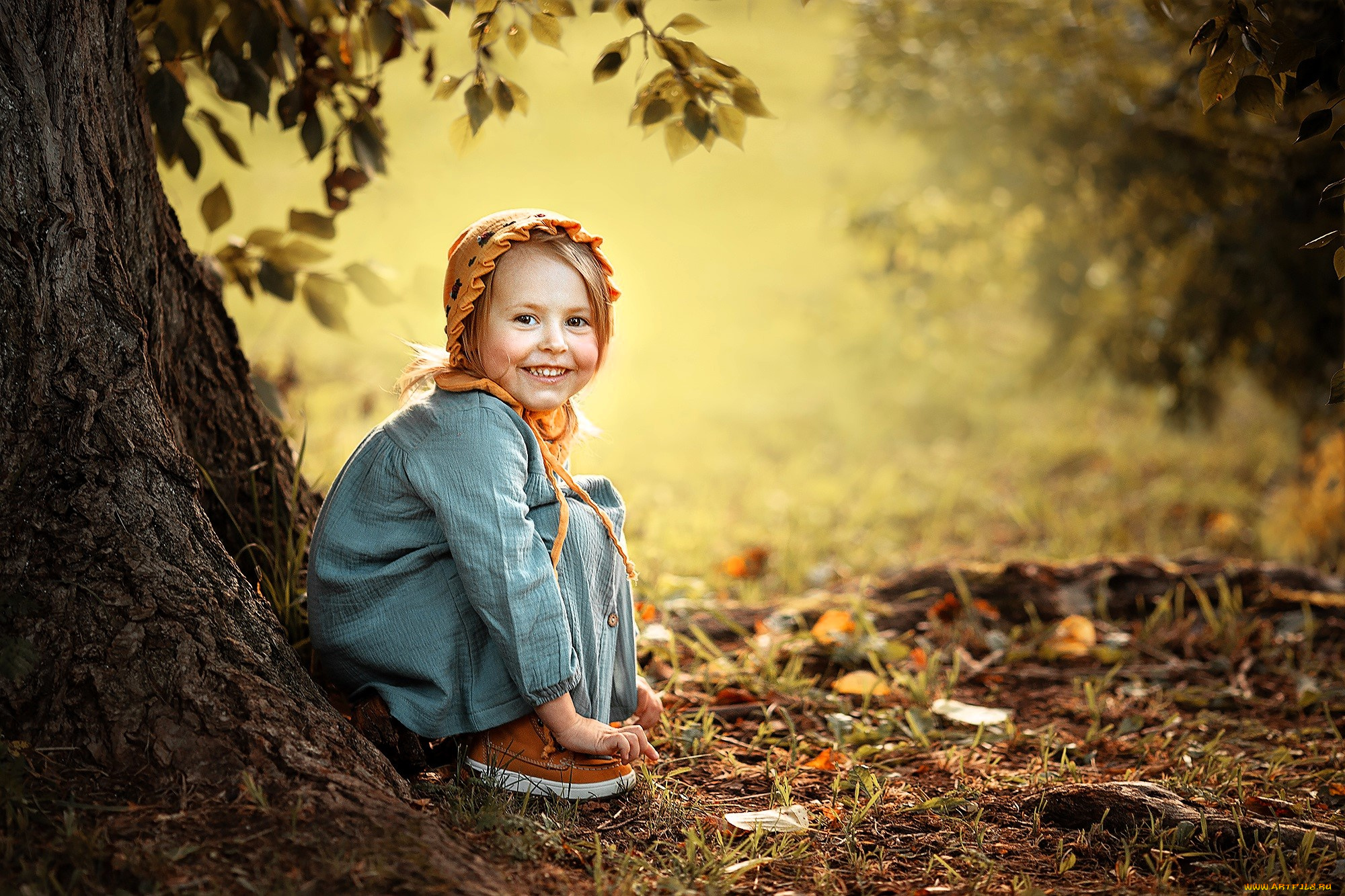 разное, дети, девочка, ребенок, чепчик, платье, дерево, листья