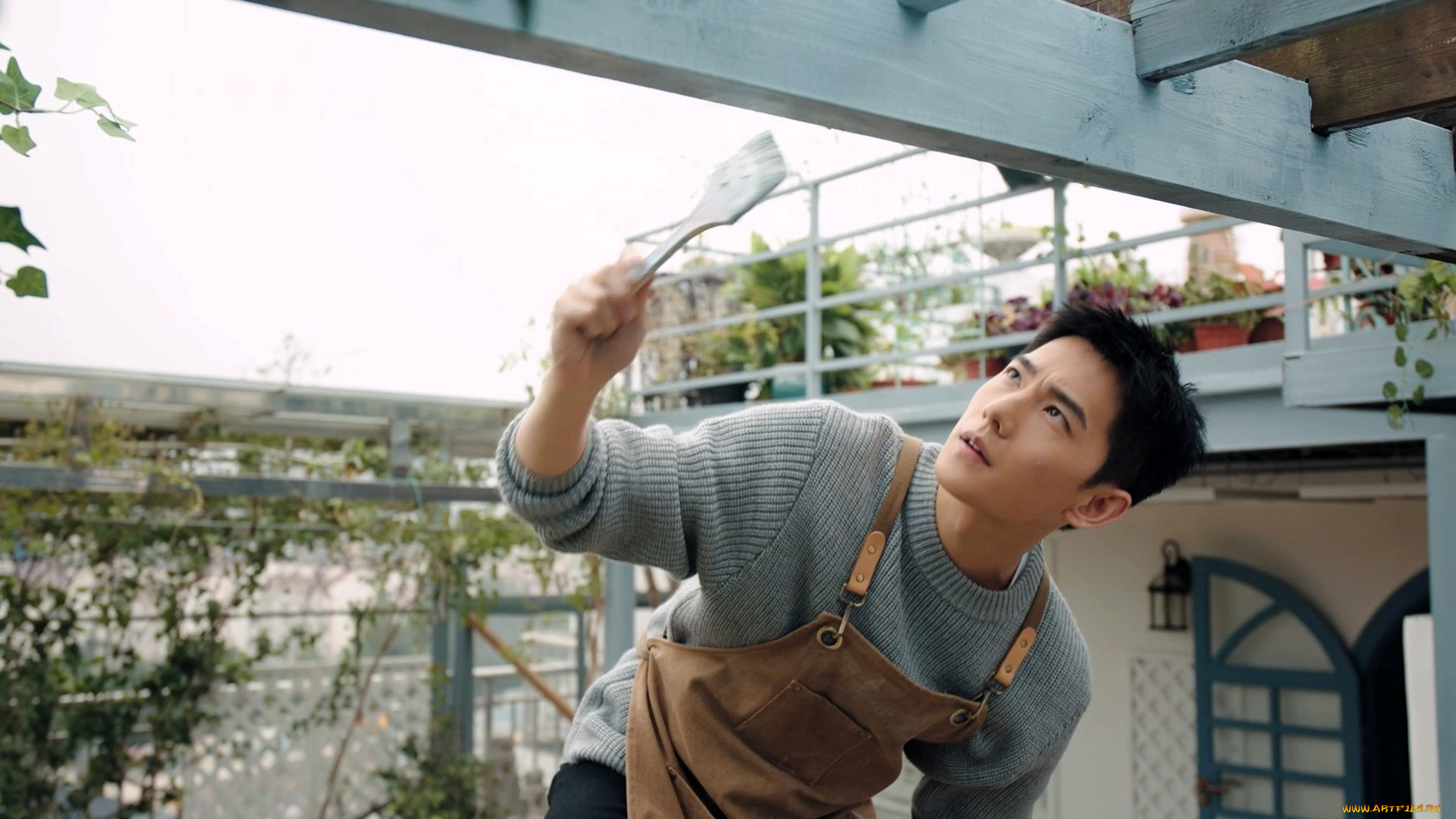 кино, фильмы, fireworks, of, my, heart, парень, кисточка, свитер, фартук, дом