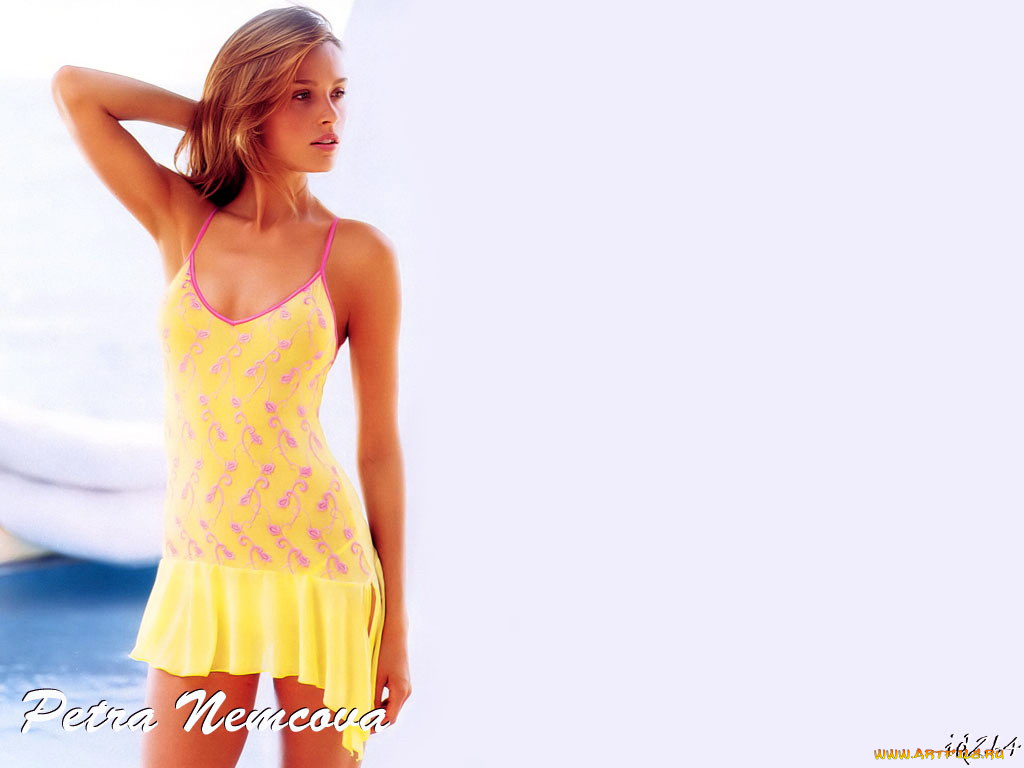 Petra, Nemcova, девушки