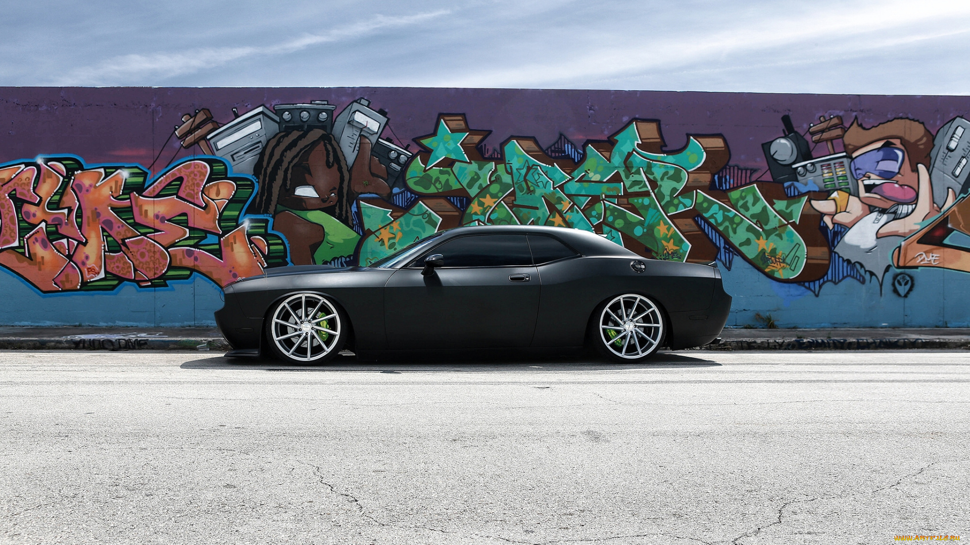 dodge, challenger, srt8, автомобили, dodge, challenger, srt8, чёрный, граффити, стена