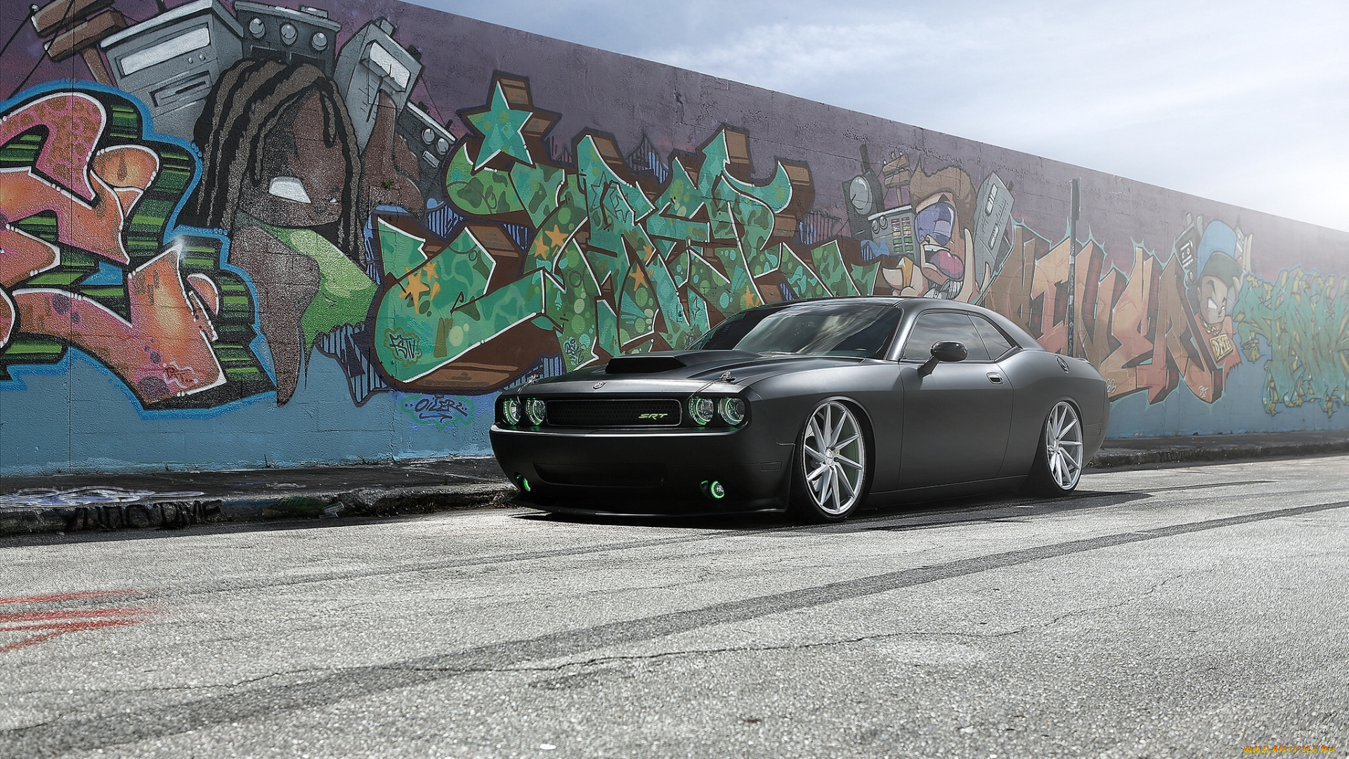 dodge, challenger, srt8, автомобили, dodge, challenger, srt8, чёрный, граффити, стена